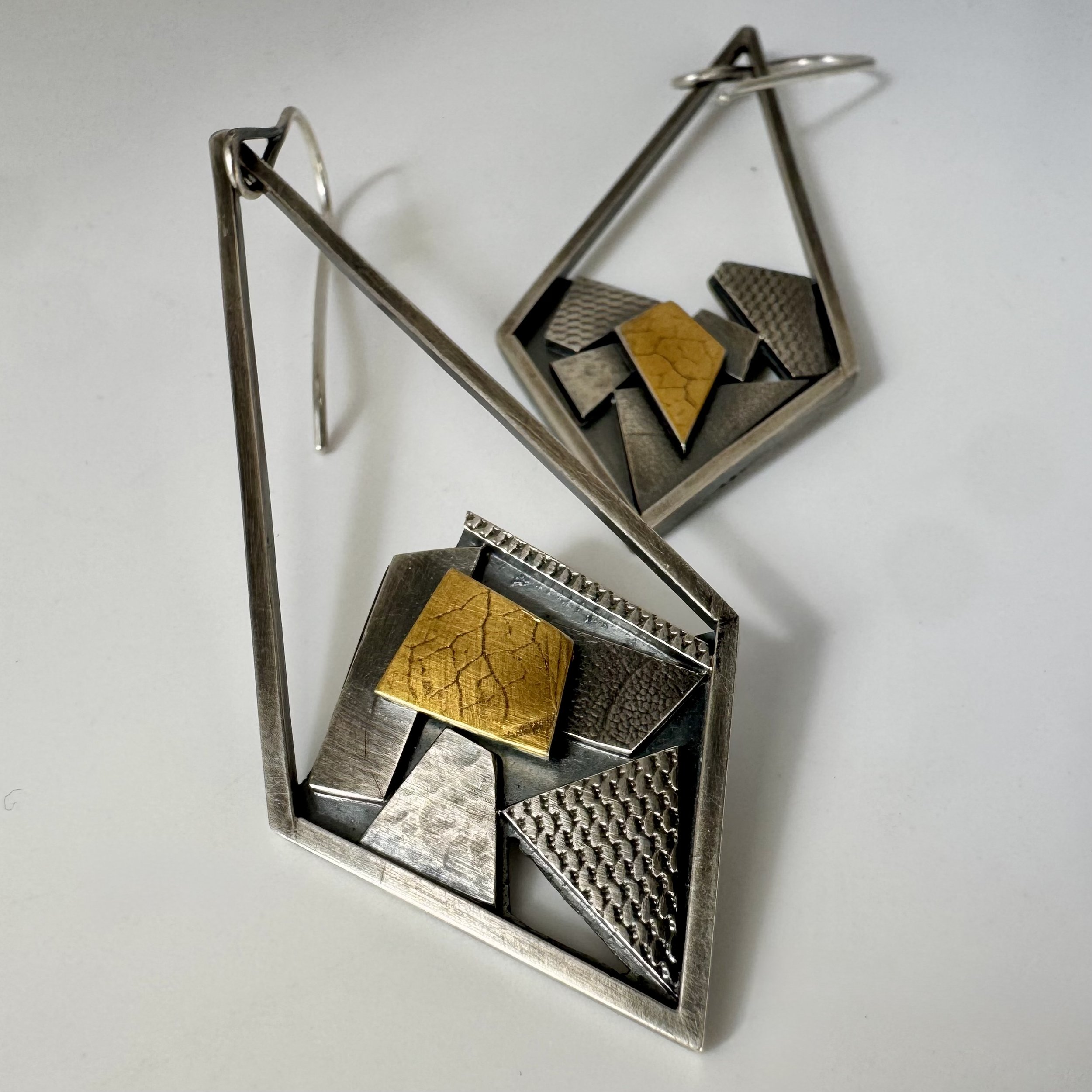 Captured Fragments (Diamonds)