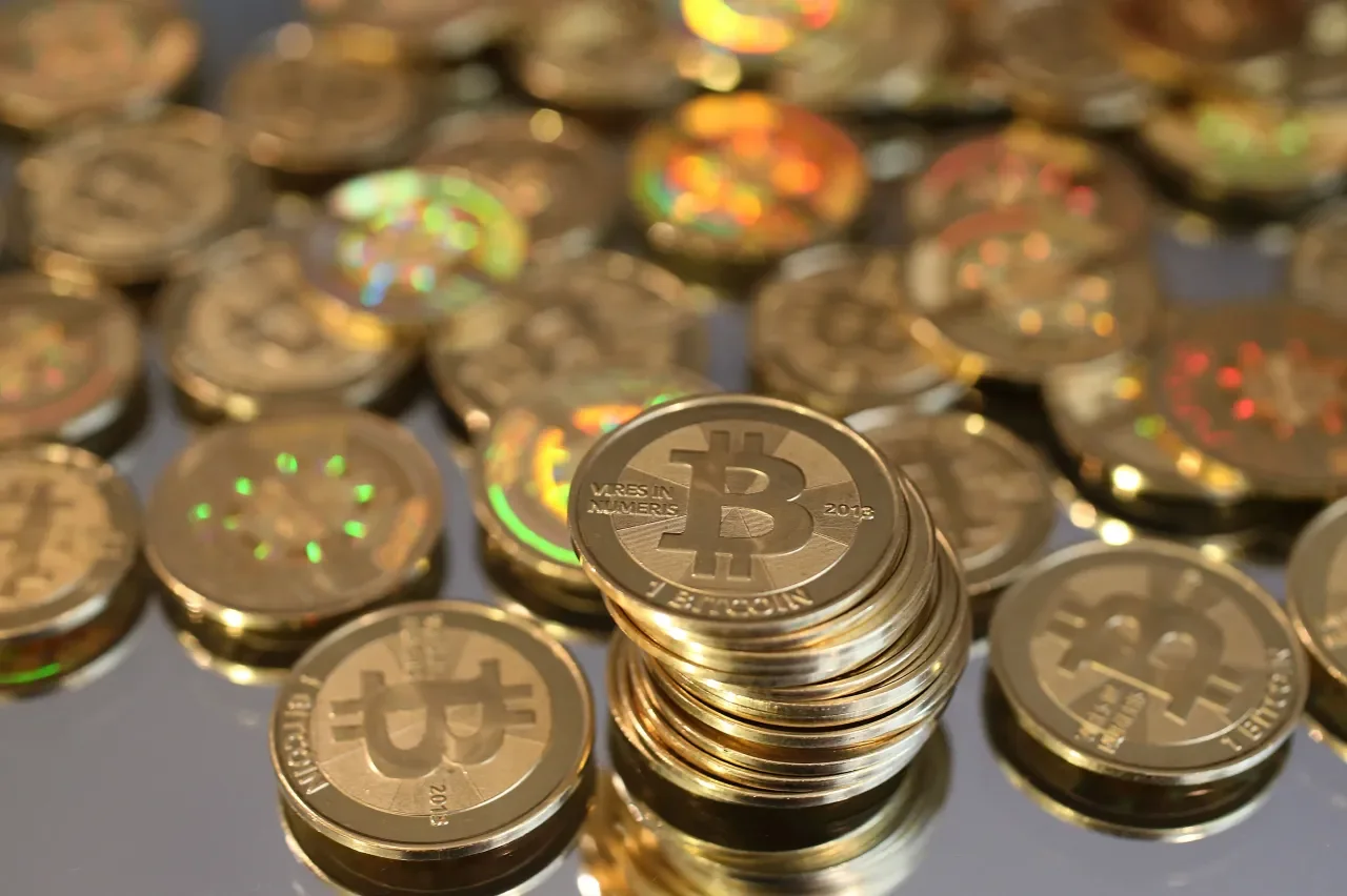 Economist Timothy Peterson Sees Bitcoin Rallying Towards $122,000 By Year-End