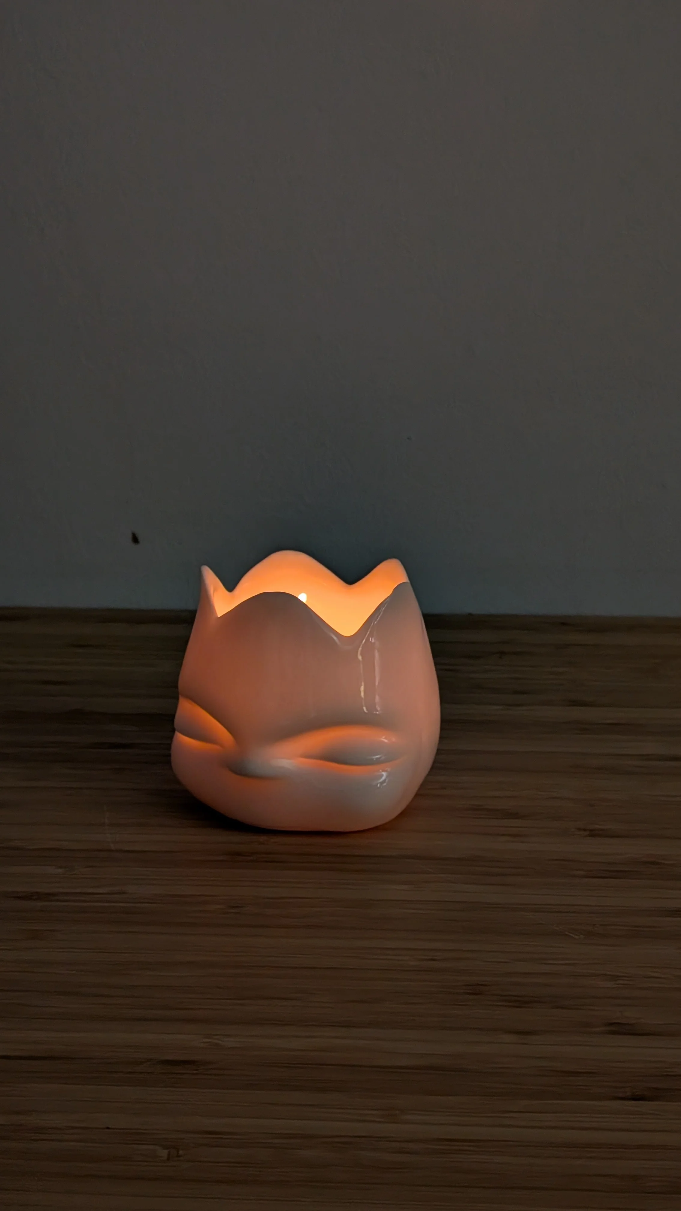 ***3.25" Luminary Flower Dreamer No. 2