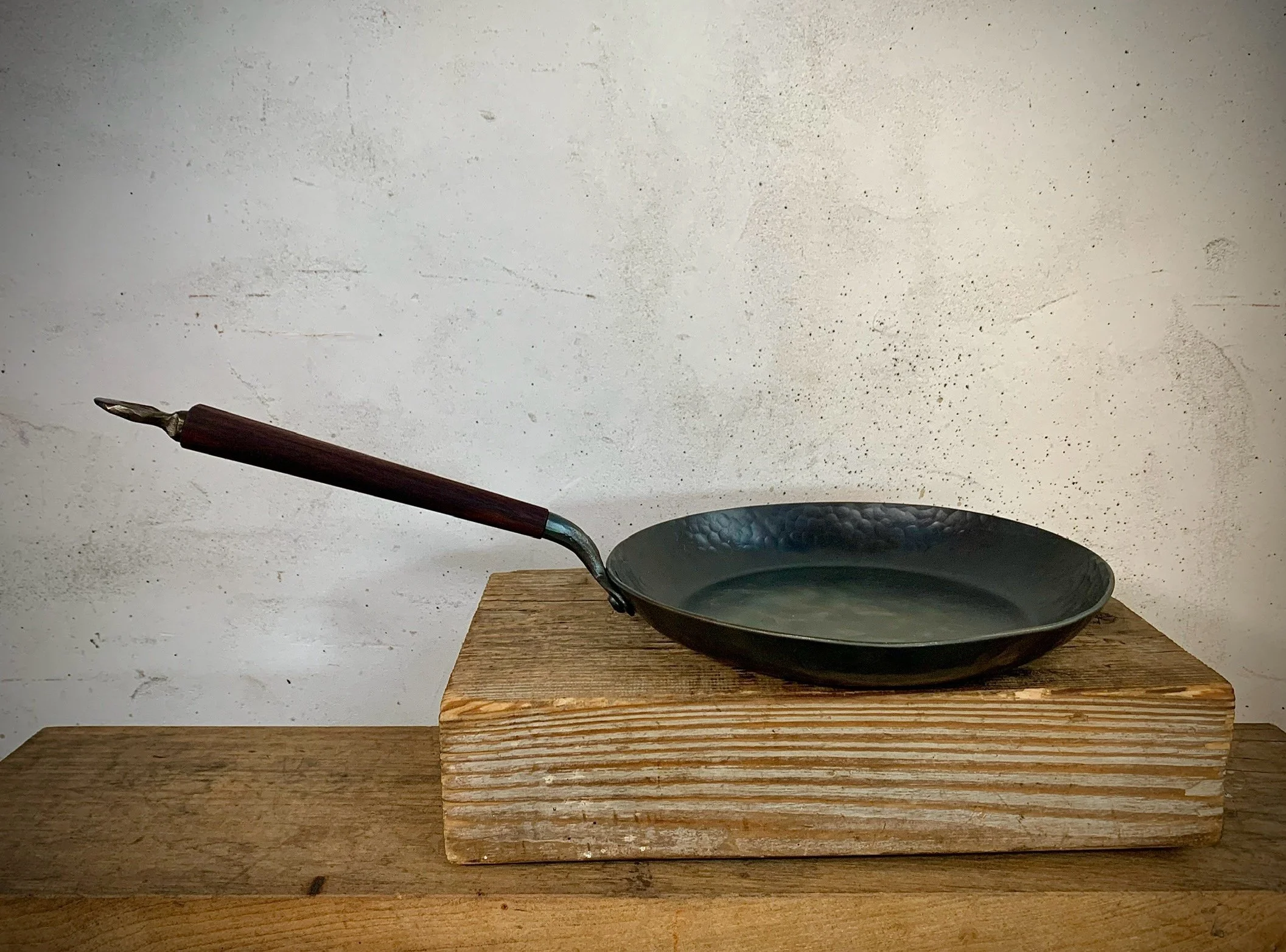 11" Skillet with Long Wood Handle