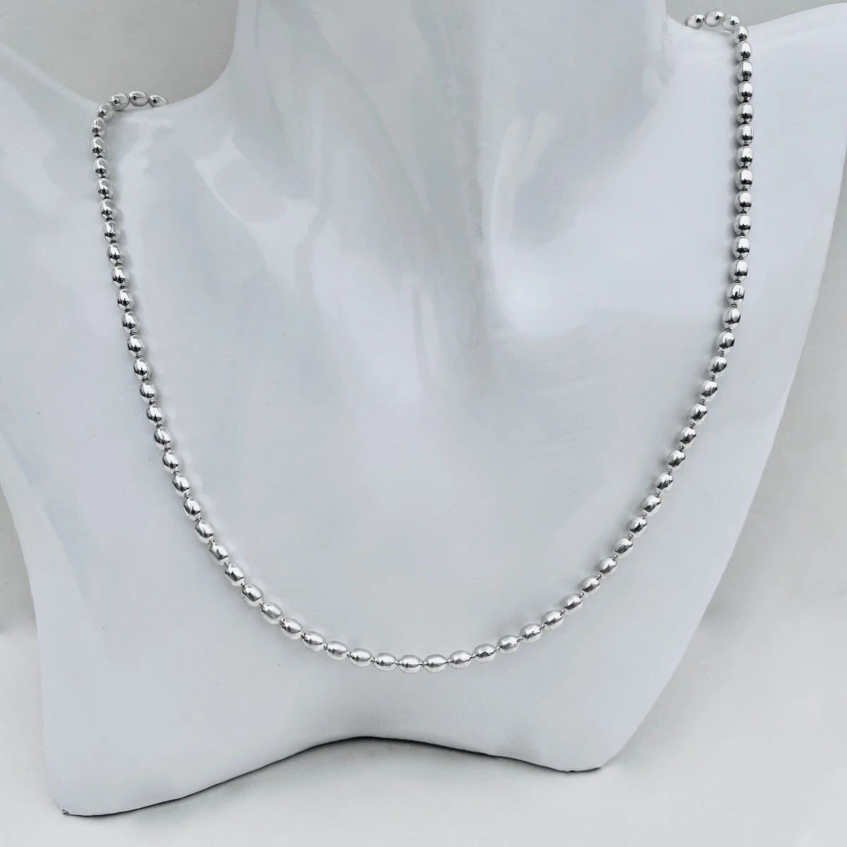 Necklaces / Pendants / Chains — JG 