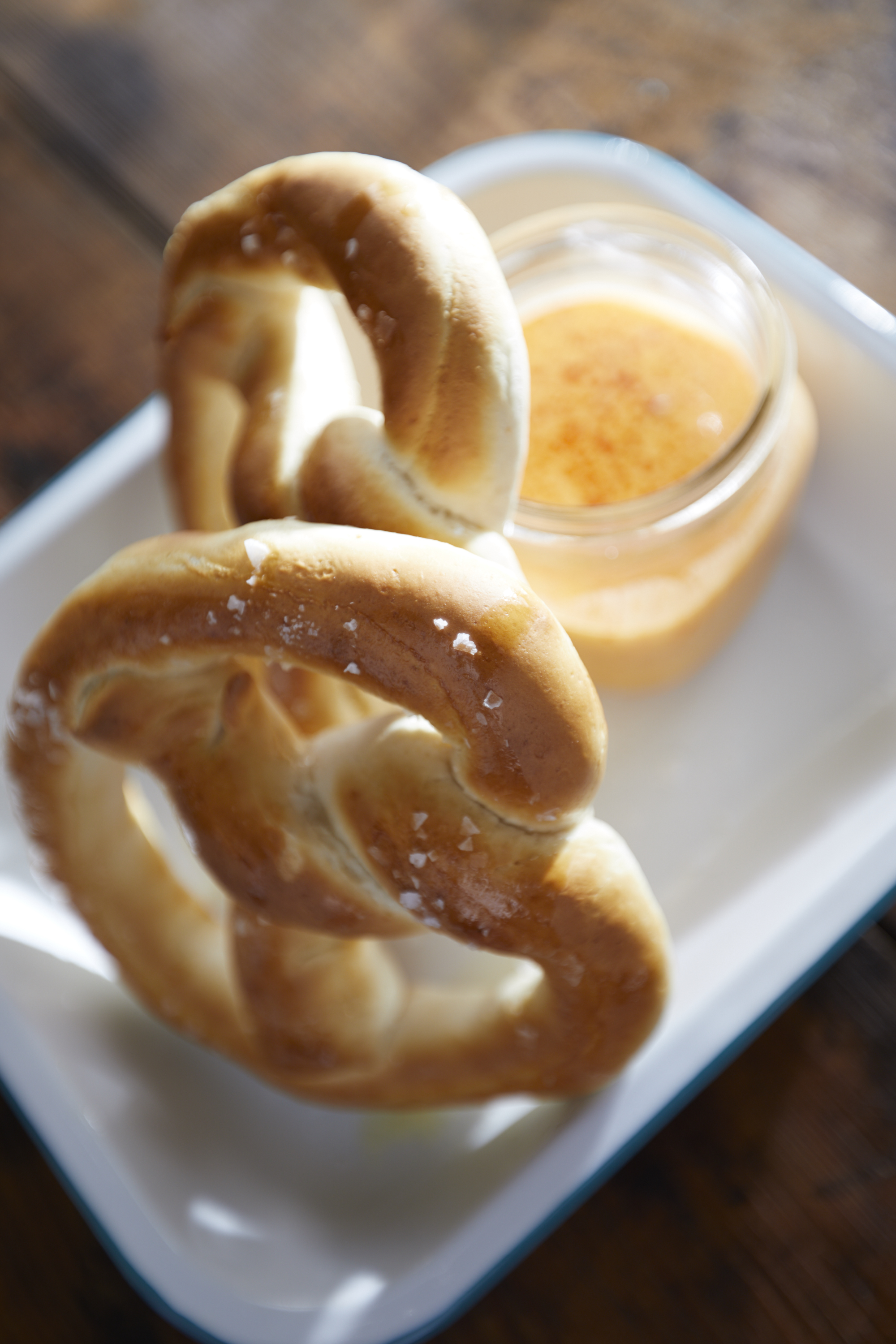 soft pretzels with pimento dip