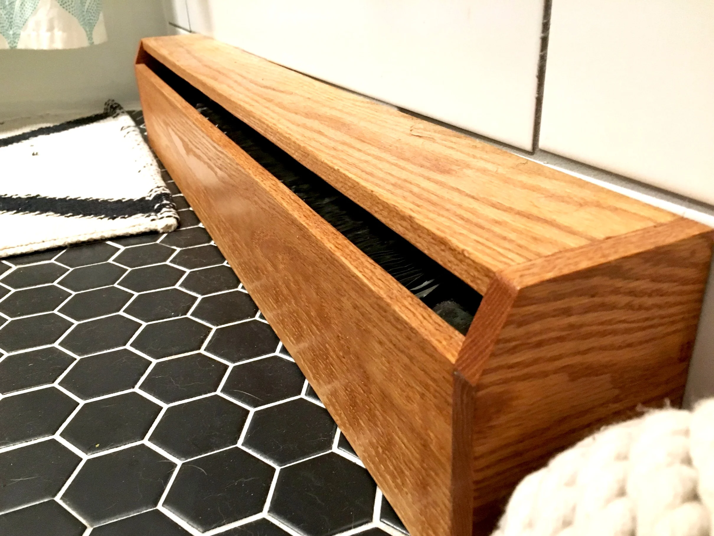 SMALLS - RADIATOR COVER