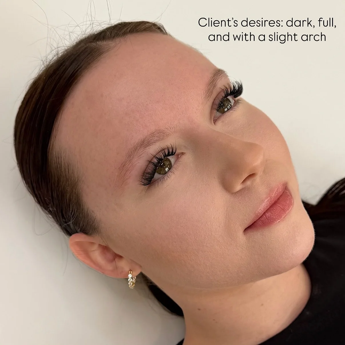 Utterly obsessed with these brows!! She wanted to go even darker but I want to see how her skin holds pigment first, we can always go darker at the detailing appointment in a few weeks!
&bull;
&bull;
&bull;
&bull;
#sacramentobrows #folsombrows #rosev