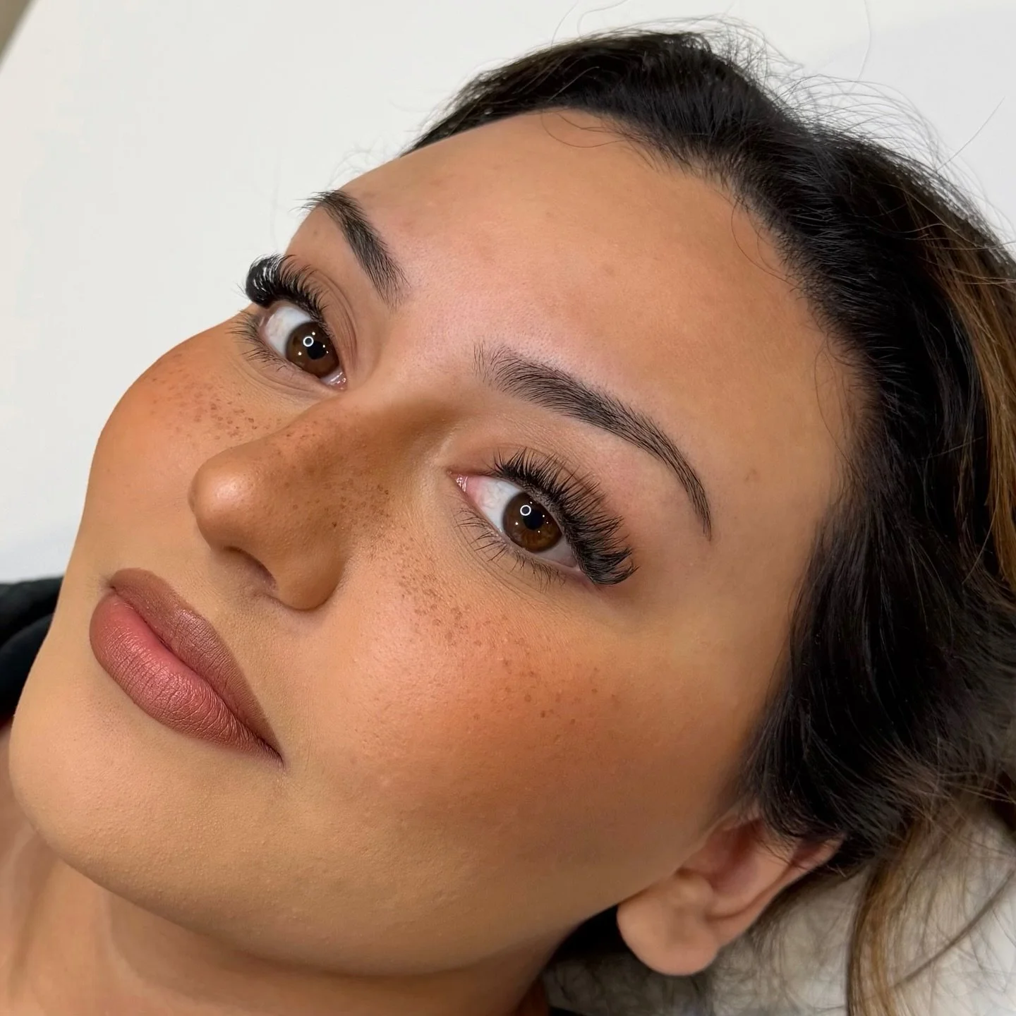 A suuuuper soft brow tint and wax for her first time! Everyone&rsquo;s nervous for their first brow service so I always keep it subtle. She&rsquo;ll have the choice at her future appointments to either stay soft or go a little darker for a sassier lo