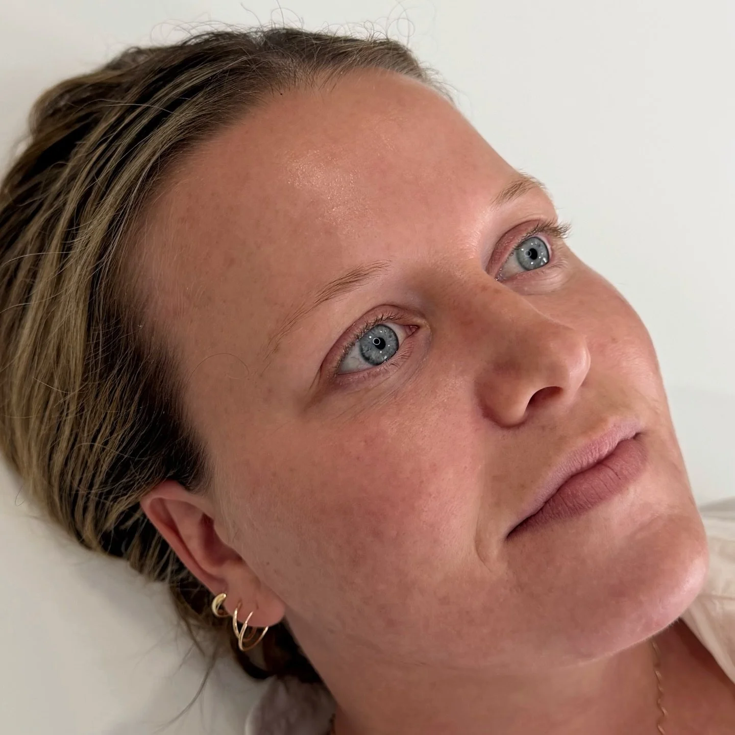 Are you a blonde with &lsquo;invisible&rsquo; brows but there IS hair there?! Getting a brow service really does make the biggest difference for blondies. The tint will stay on most skin types for 1-2 weeks and on the hairs for up to a month, making 