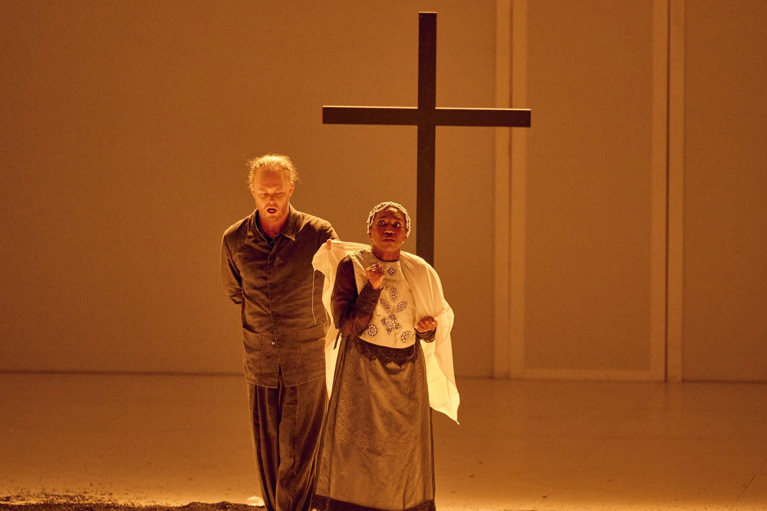 Staatsoper Stuttgart | Emilia in Verdi's Otello 2 | Photo Credit: Martin Sigmund