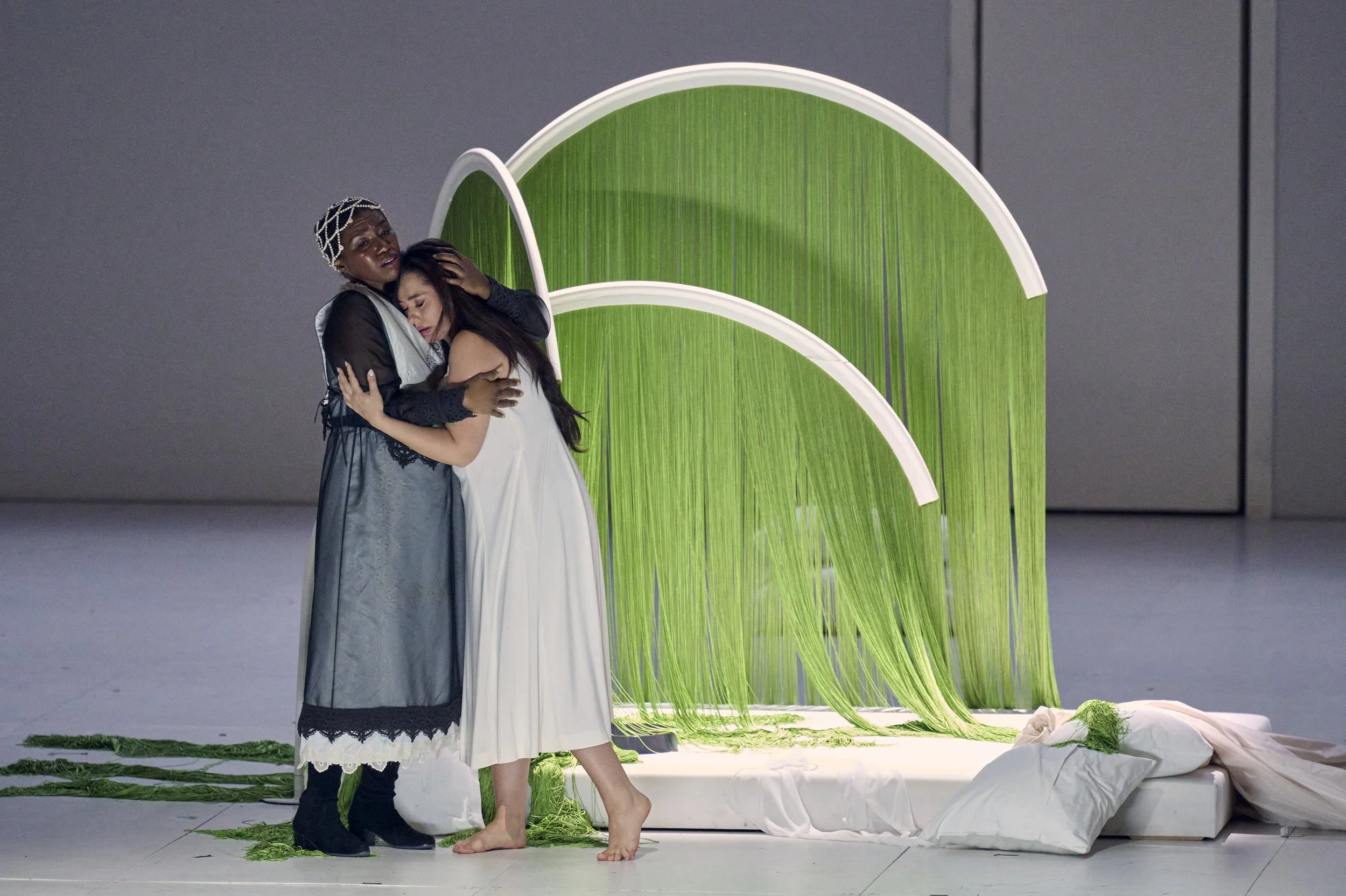 Staatsoper Stuttgart | Emilia in Verdi's Otello 5 | Photo Credit: Martin Sigmund