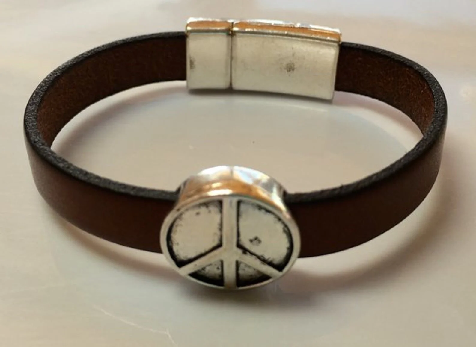 single closed peace 3.jpg