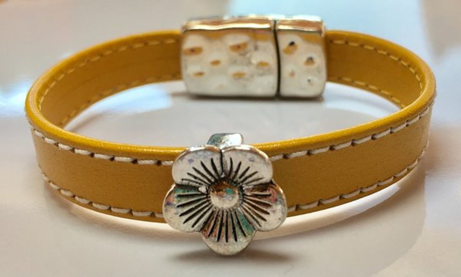 Pellarte Stitched Italian Leather Bracelet with Buttercup Bead and Hammered  Magnetic Clasp - 3/8 Wide — Pellarte Jewelry