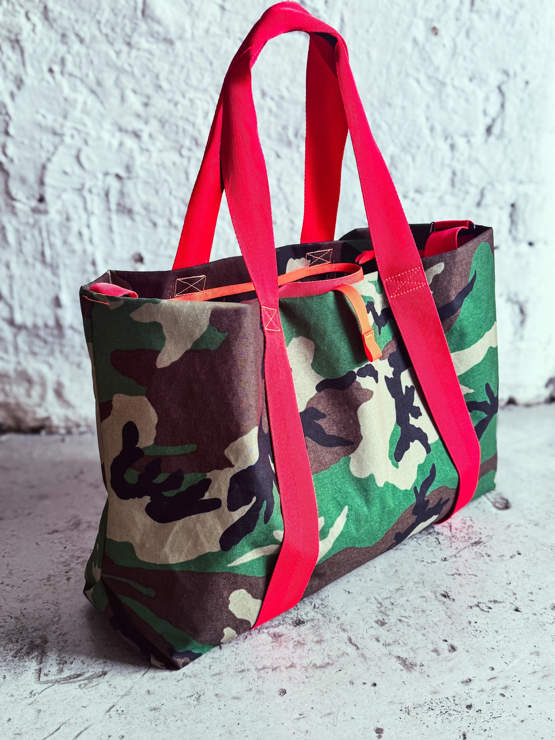 BAT TOTE - 55.jpg
