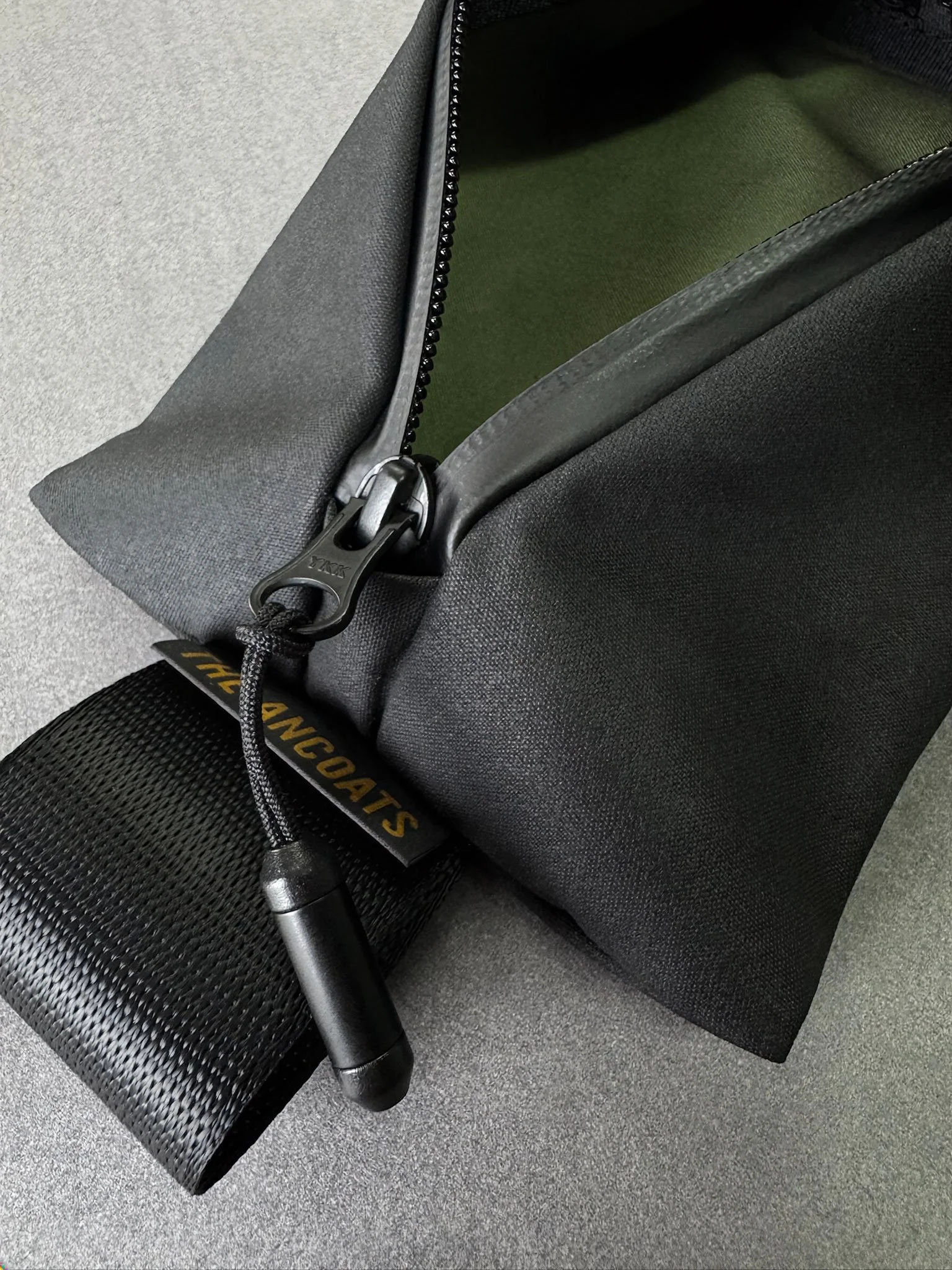 Utility-Waxed-01.jpg