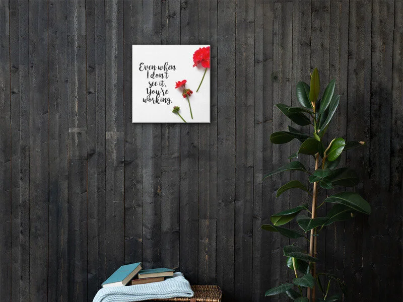 mockup_Lifestyle-1_Lifestyle_16x16.jpg