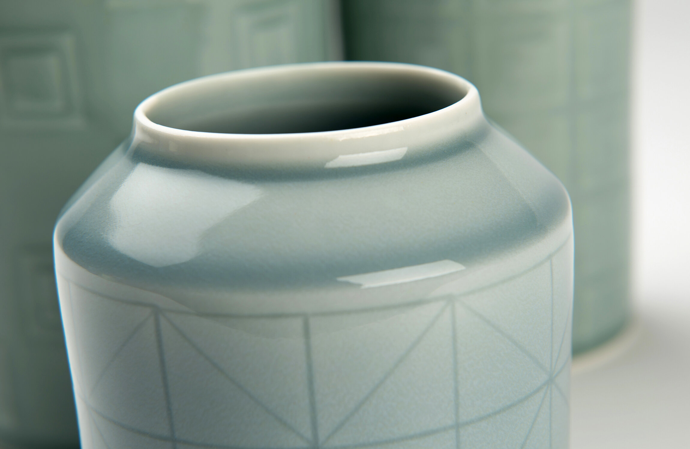 susan-frost-ceramic-vessels.jpg