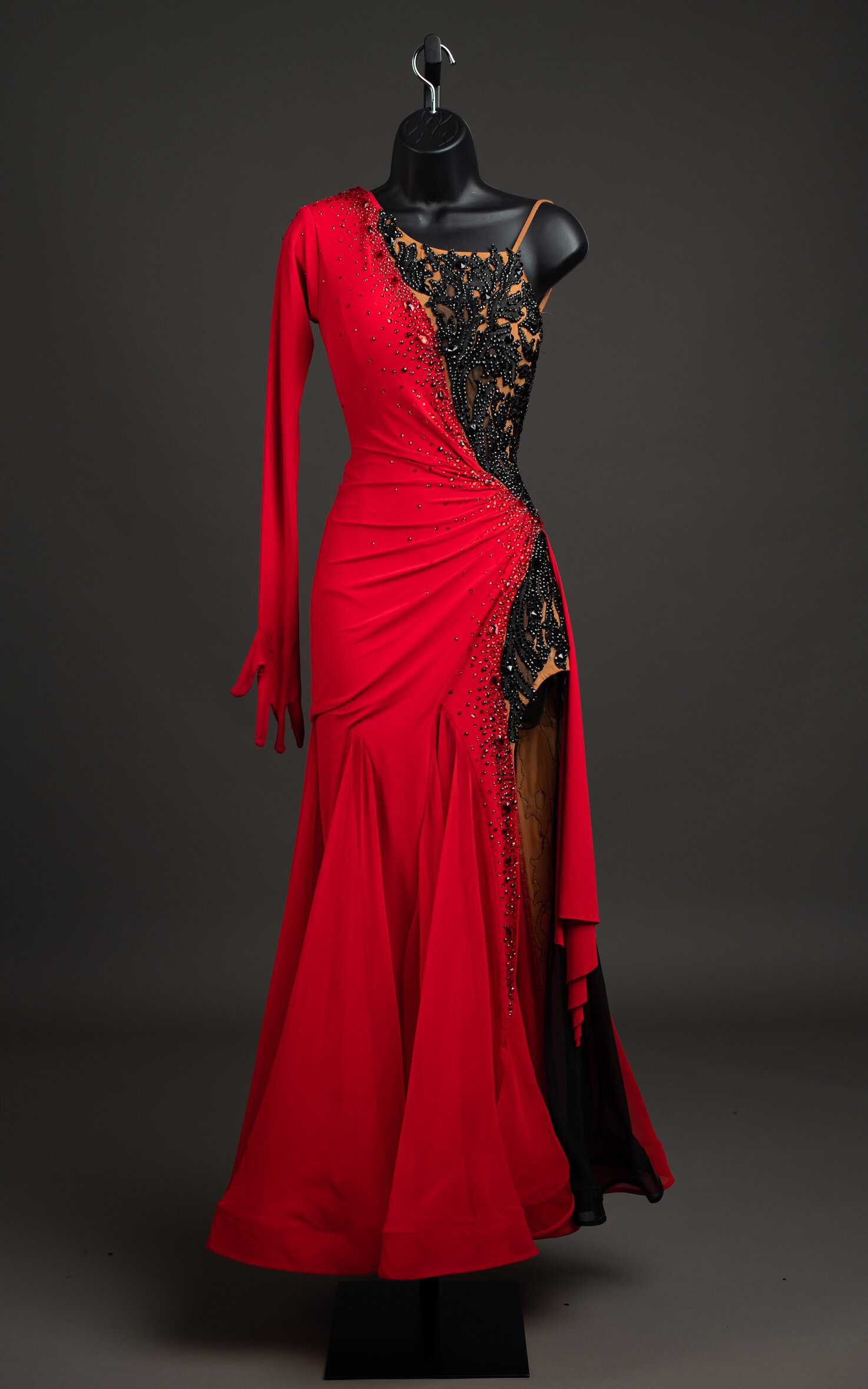 Nude and Black Lace with Red Overlay Smooth — DORÉ DESIGNS
