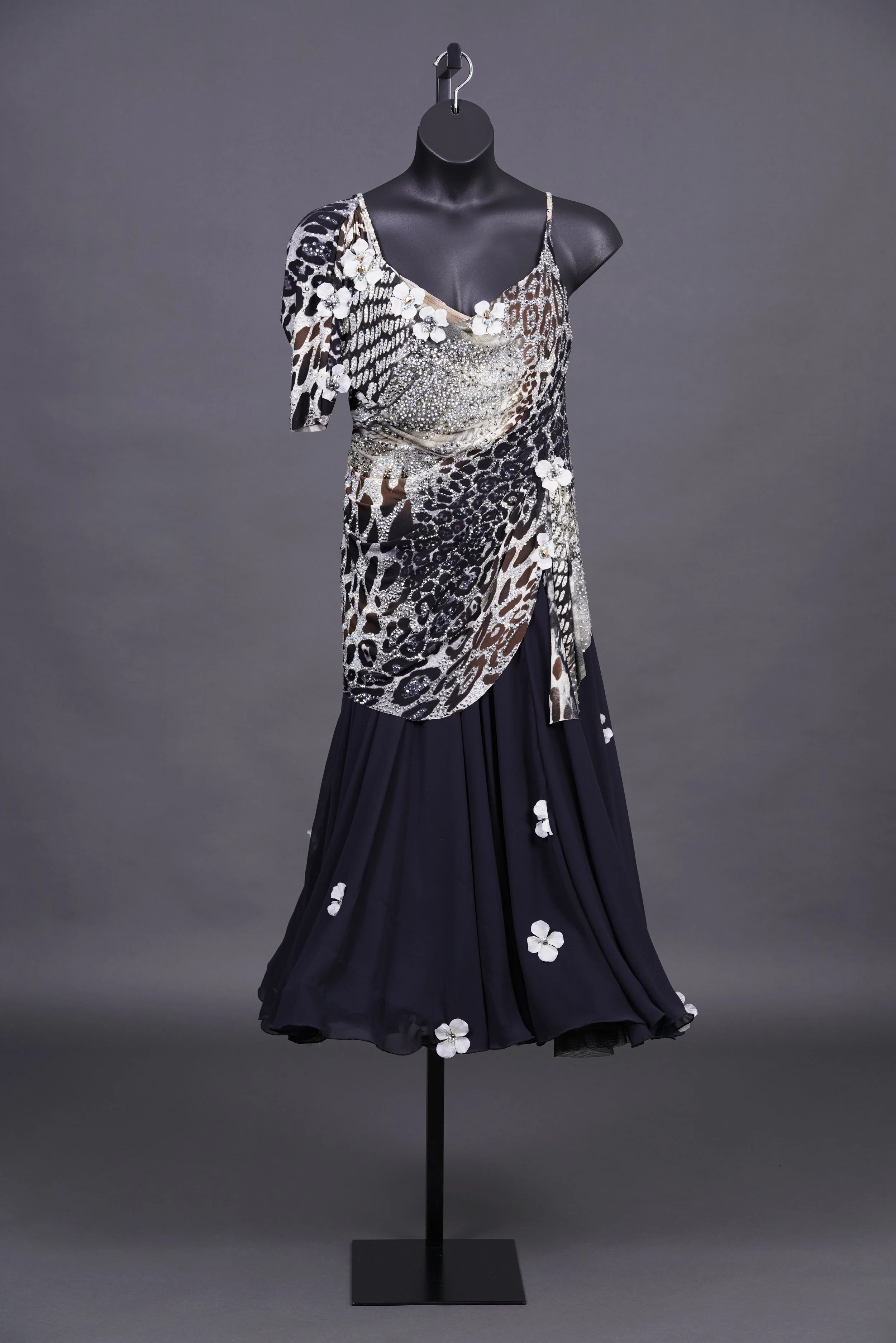 Designs to Shine Leopard and Black Smooth