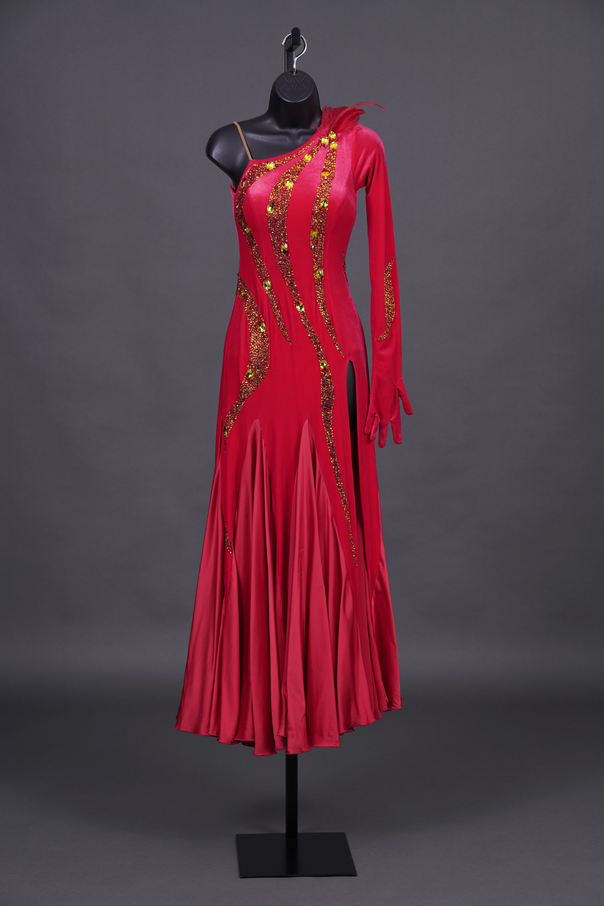 Red Velvet Smooth with Fire Opal Stones