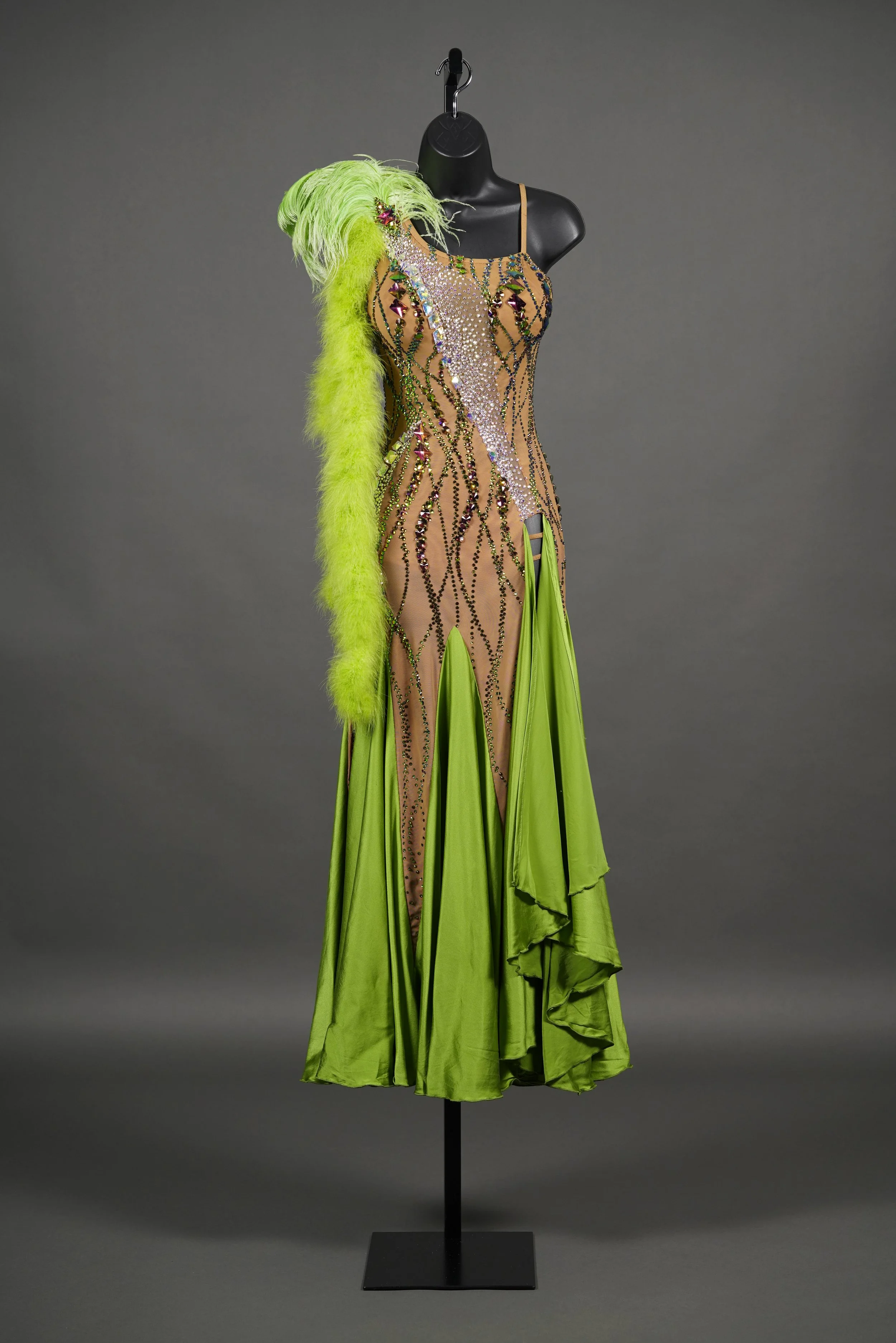 Green Smooth with Feathers