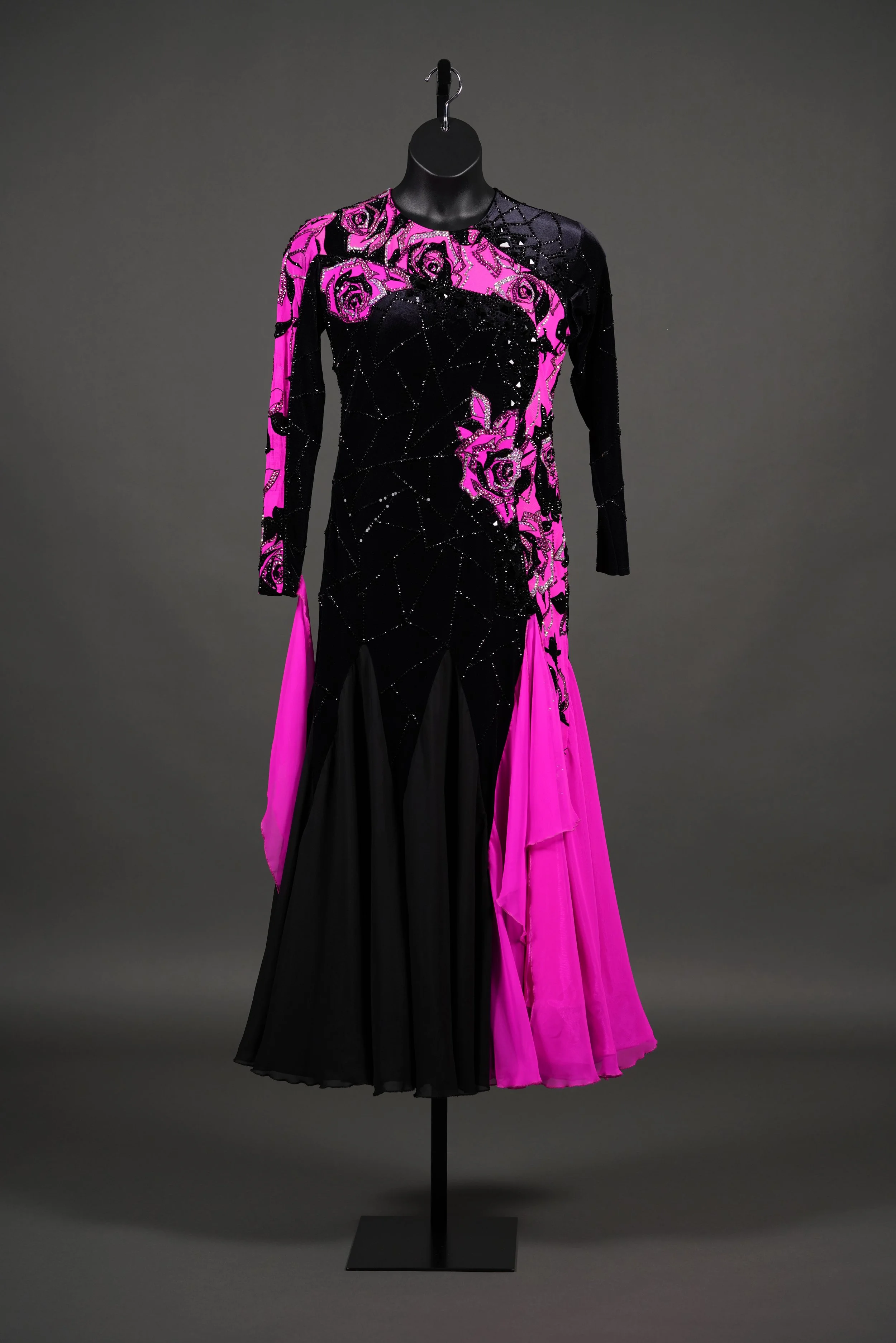 Unknown Manufacturer Black Smooth with Hot Pink Flowers