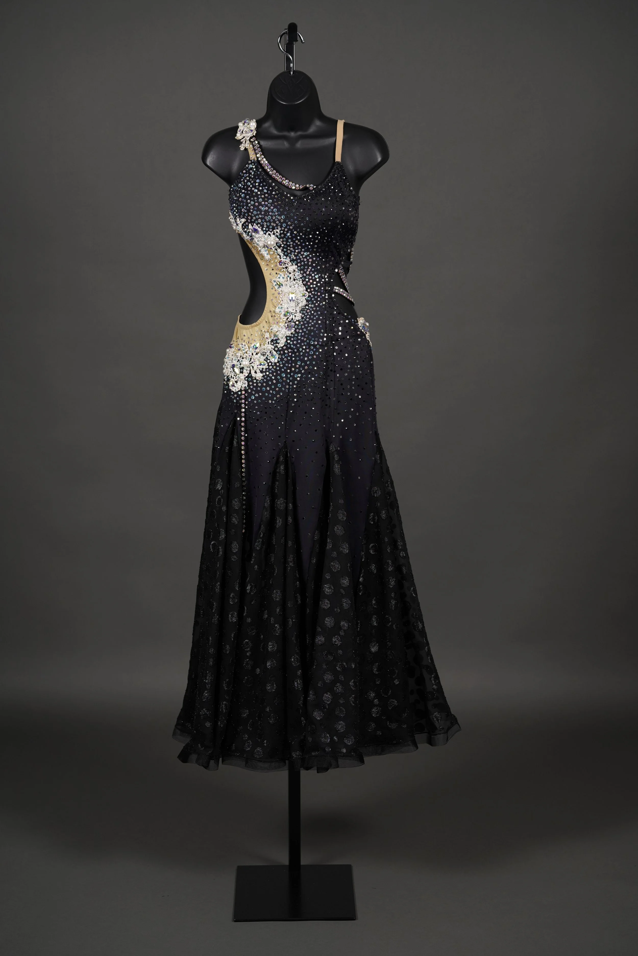 Black with White Halter Smooth