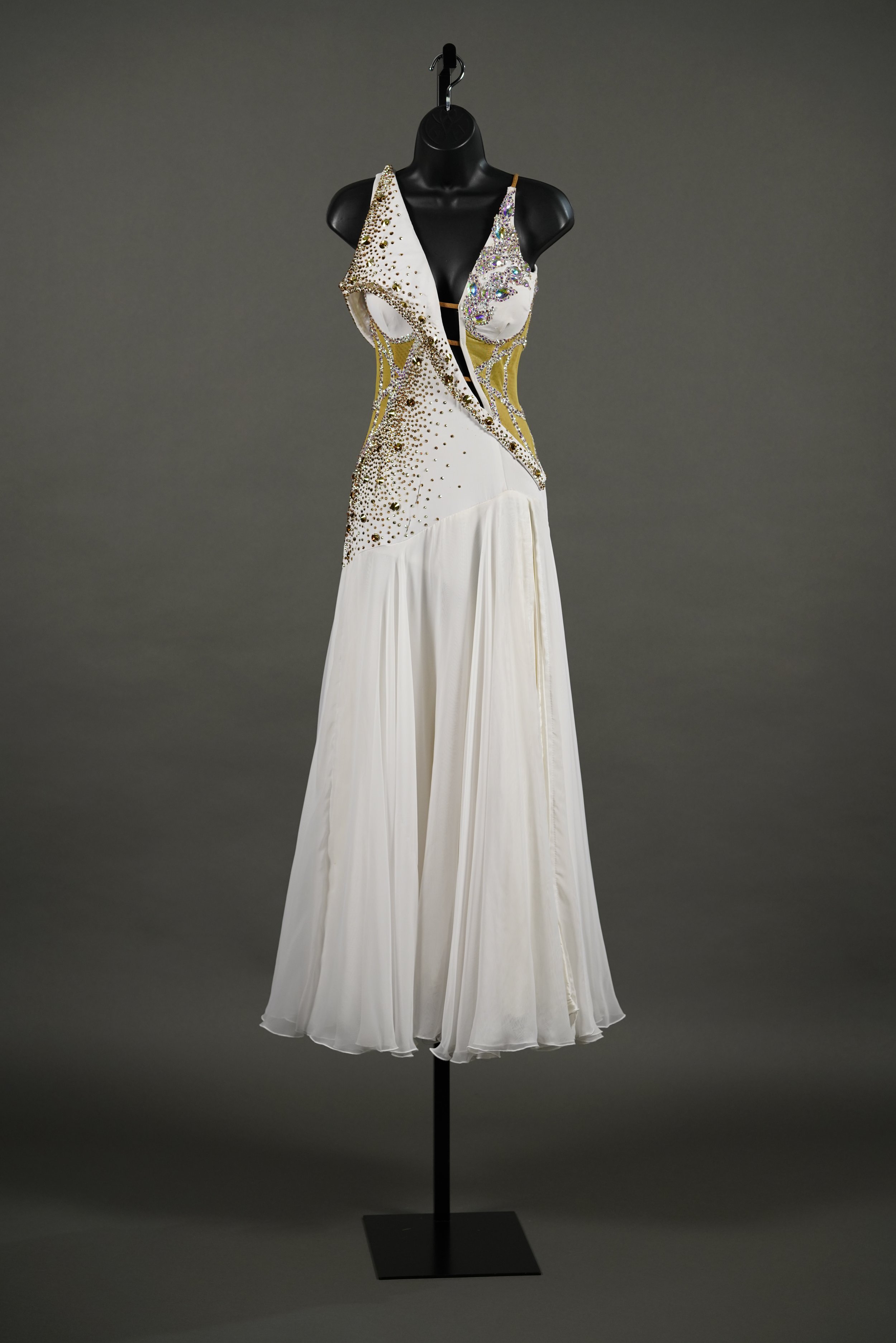 White and Gold Smooth