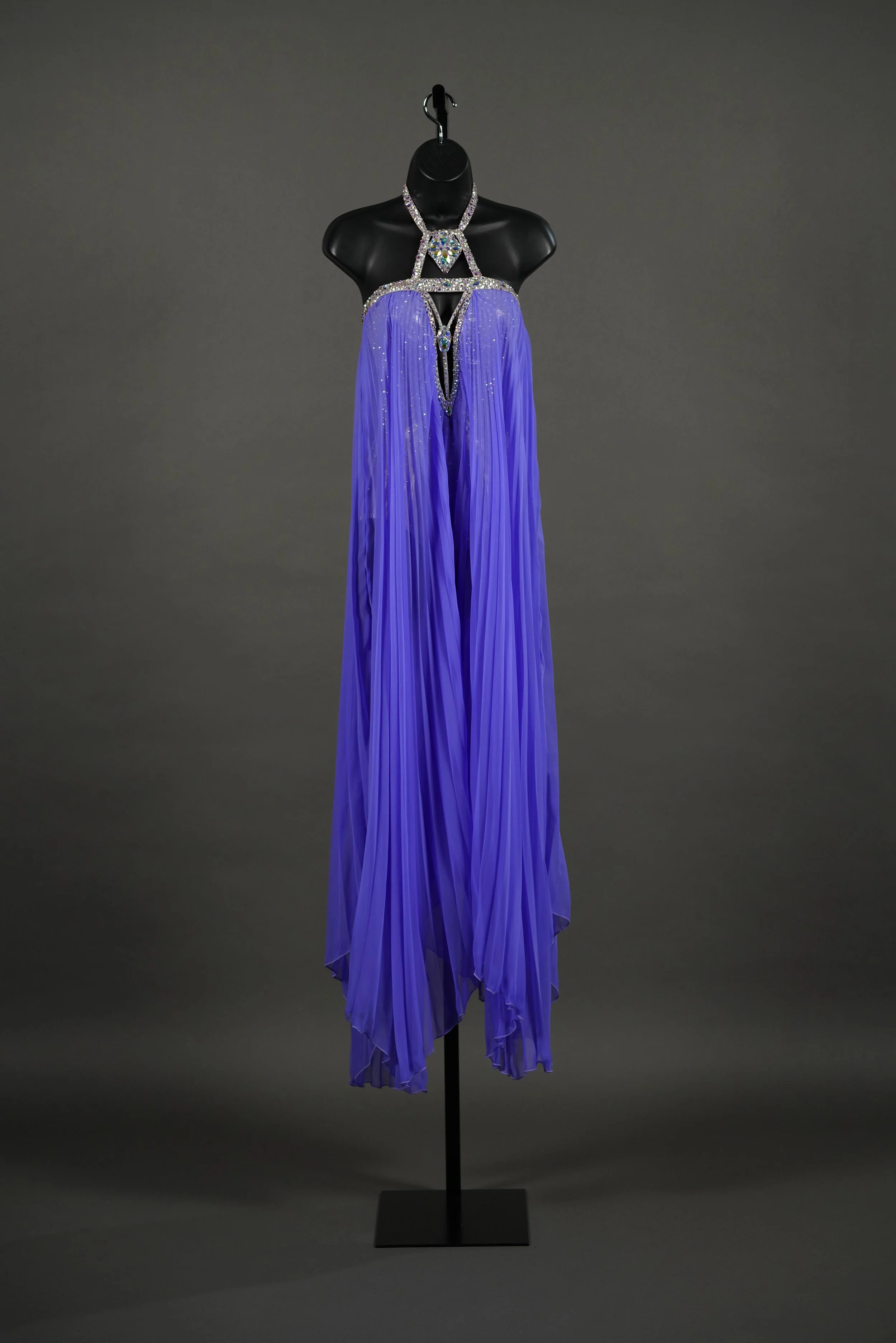 Silver Ultrasheen Smooth with Ultraviolet Pleating