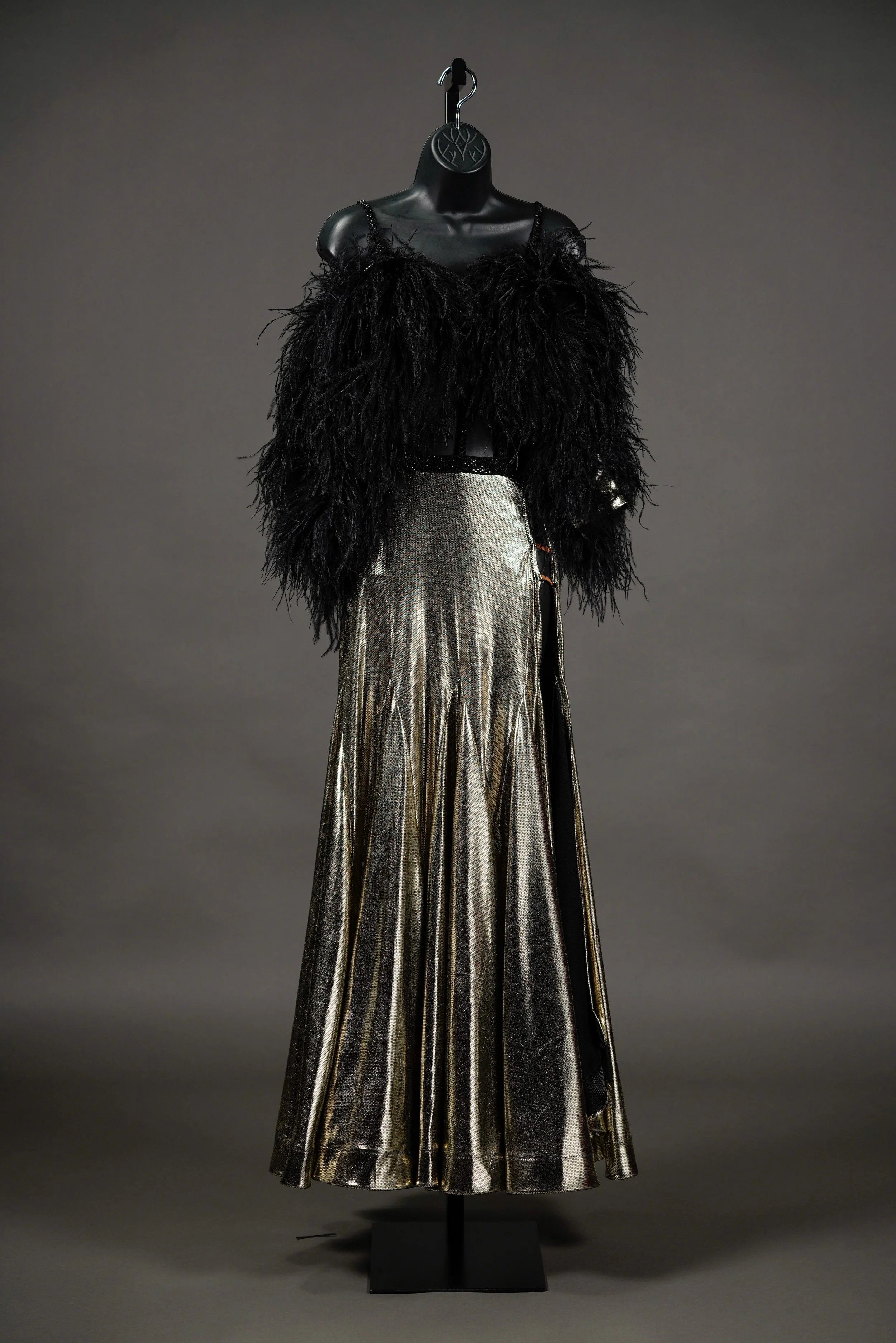 Chrome Smooth with Black Boas