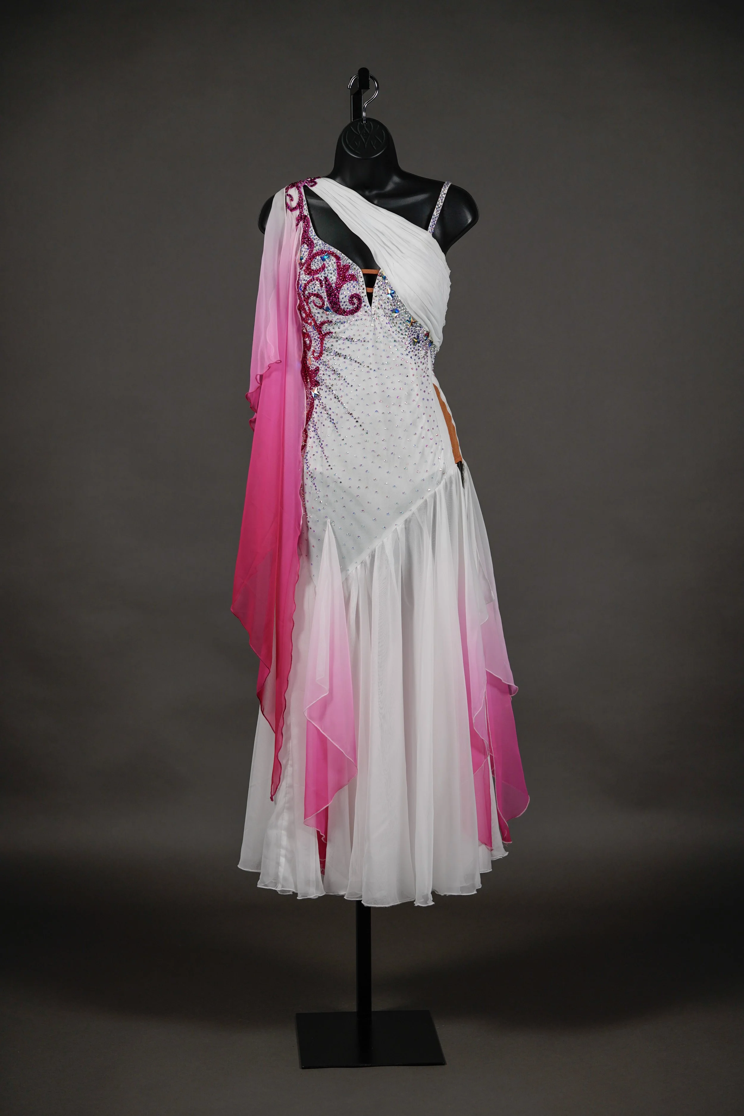 White and Pink Flowered Fringe Smooth