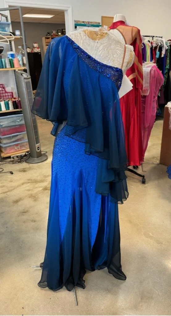 Cobalt to Black Ombre Draped Smooth