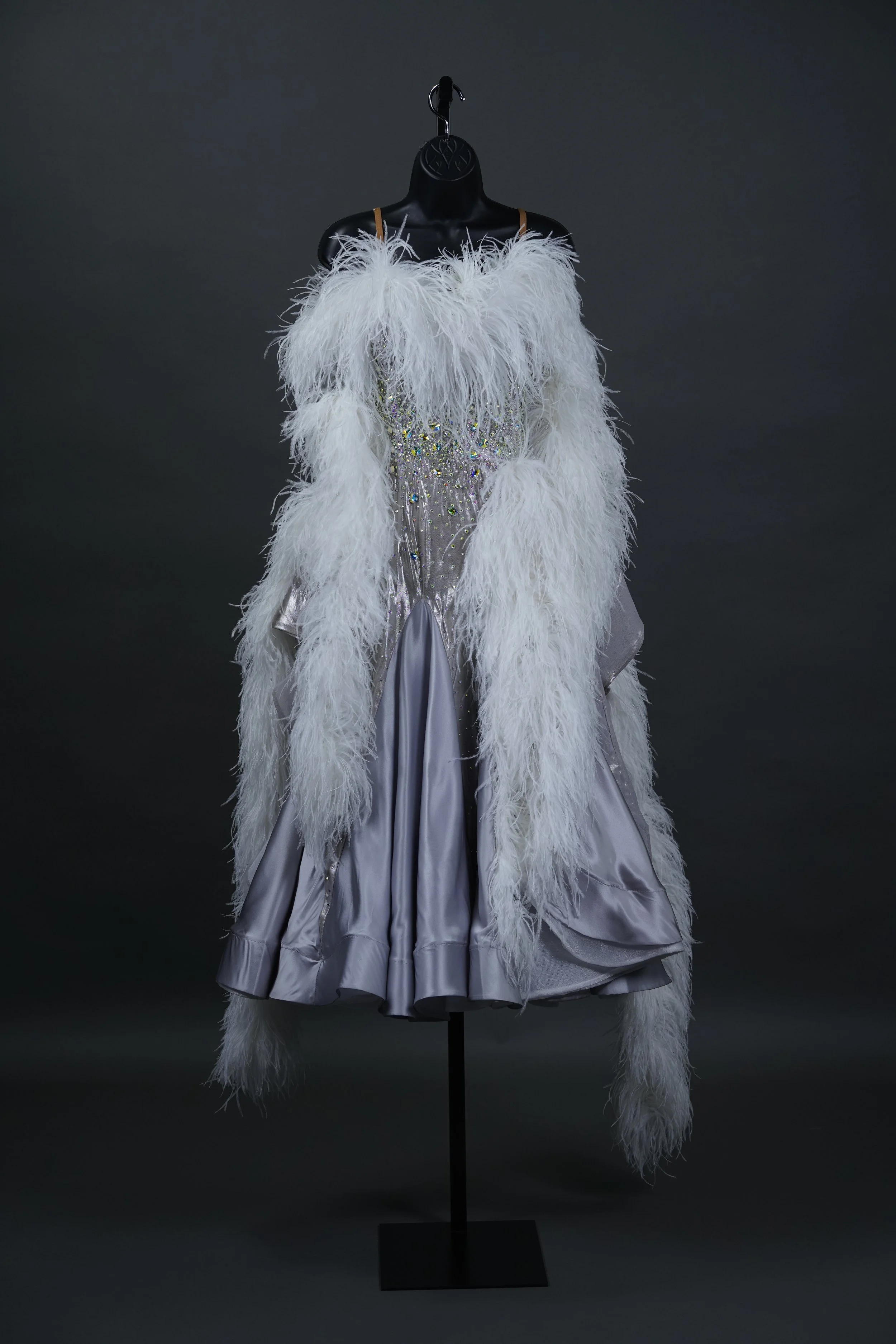 Silver Standard with Boas