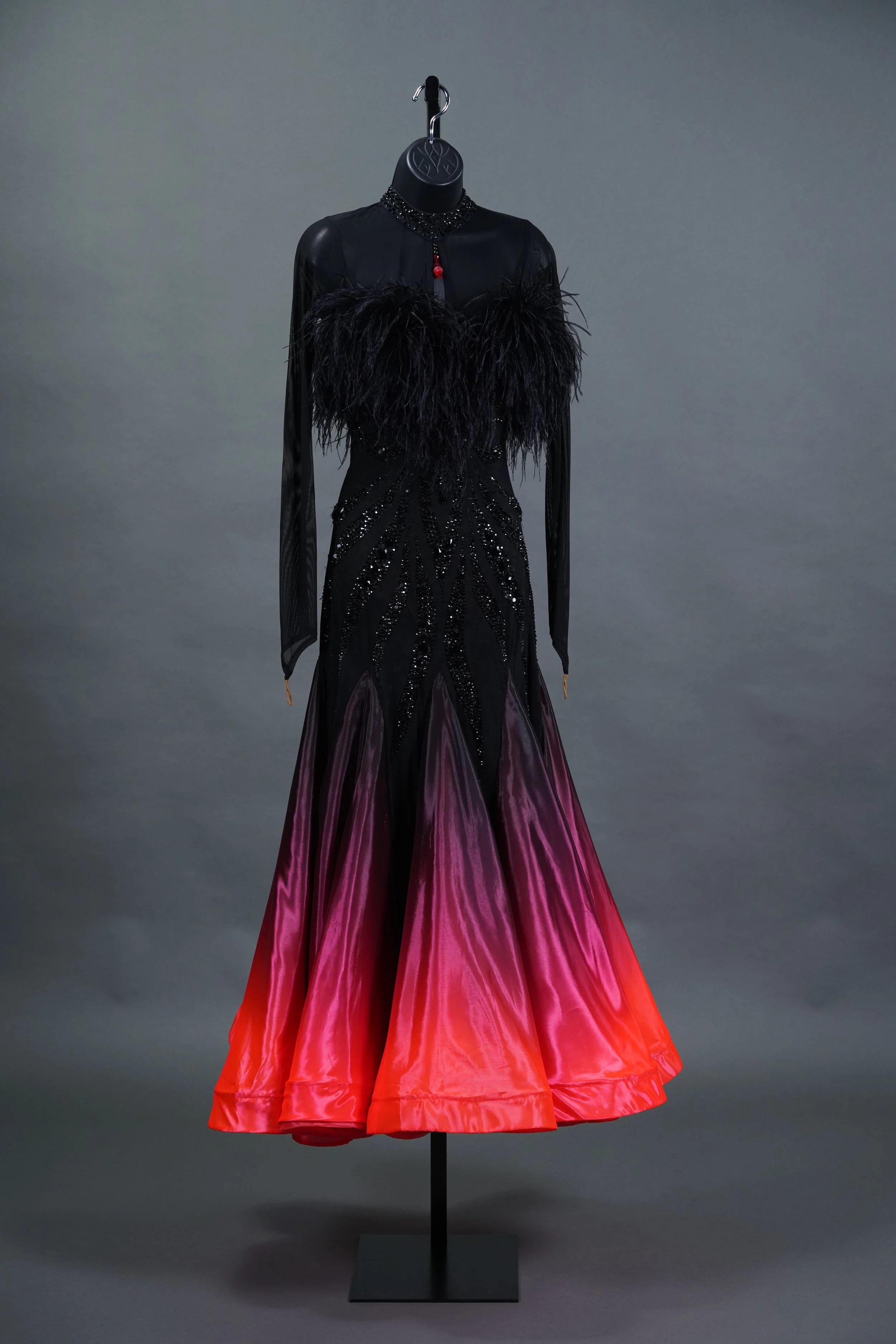 Black to Red Standard with Boas