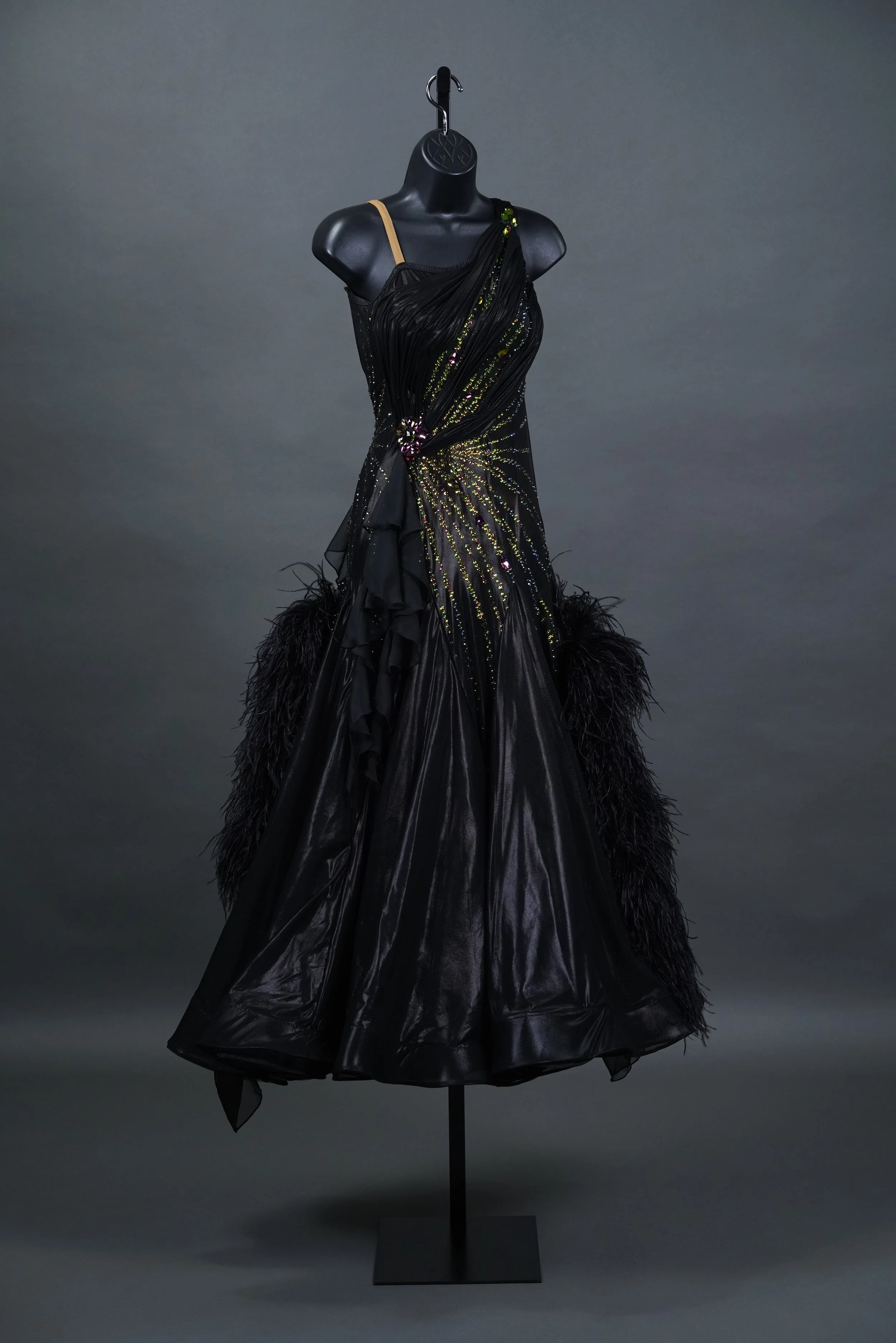 Black US Ruched Standard