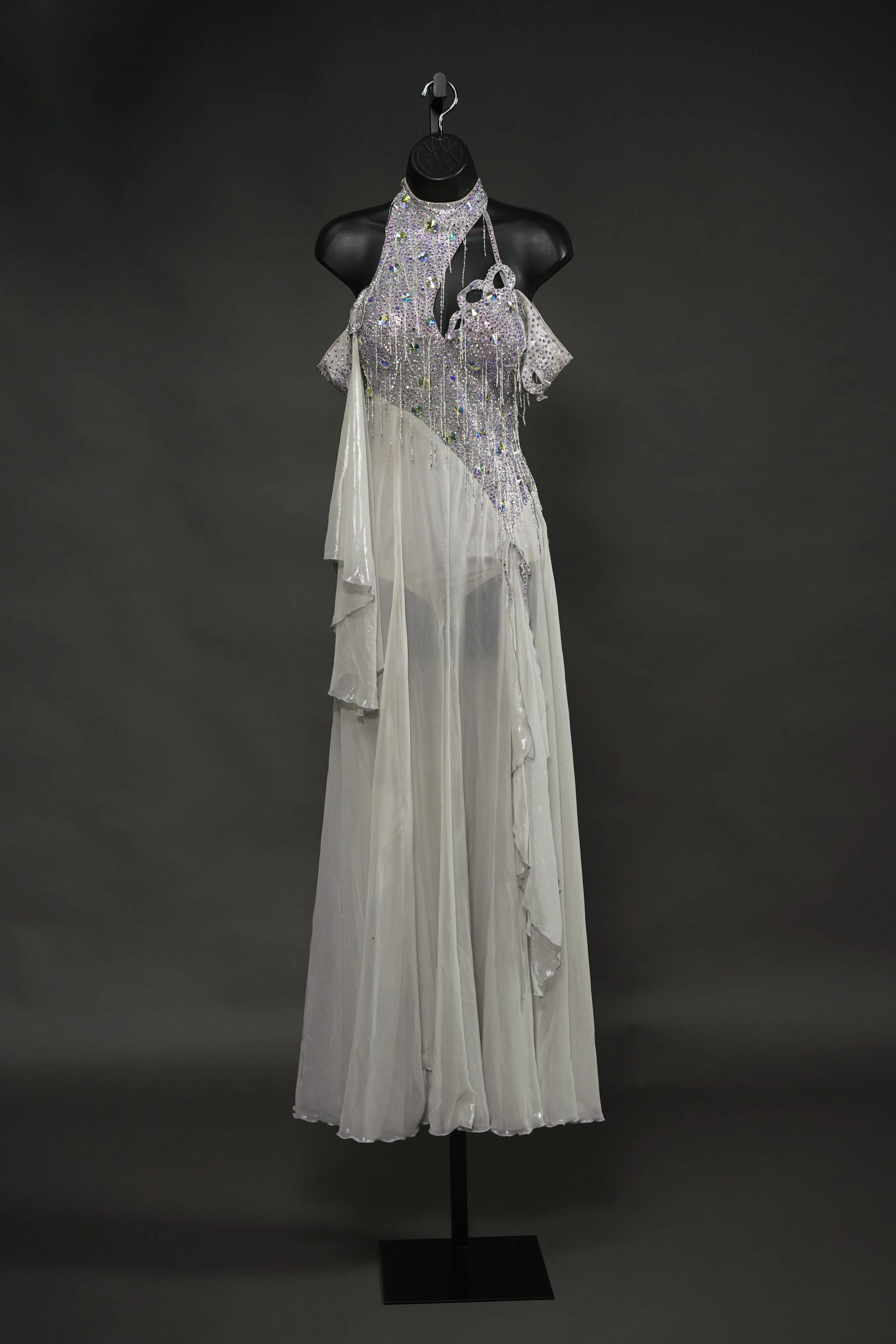 Silver Smooth with Arm Drape