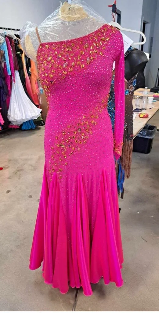 Electric Pink Smooth with Orange Stones