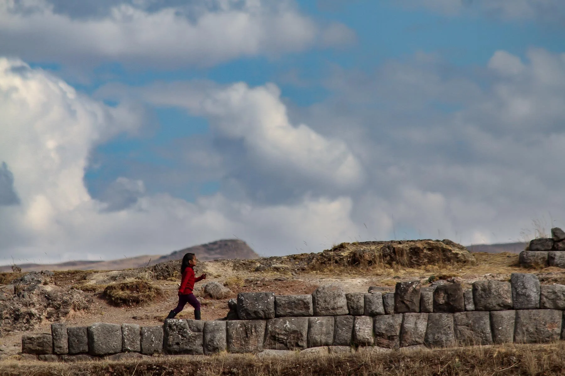 cusco girl-1.jpg