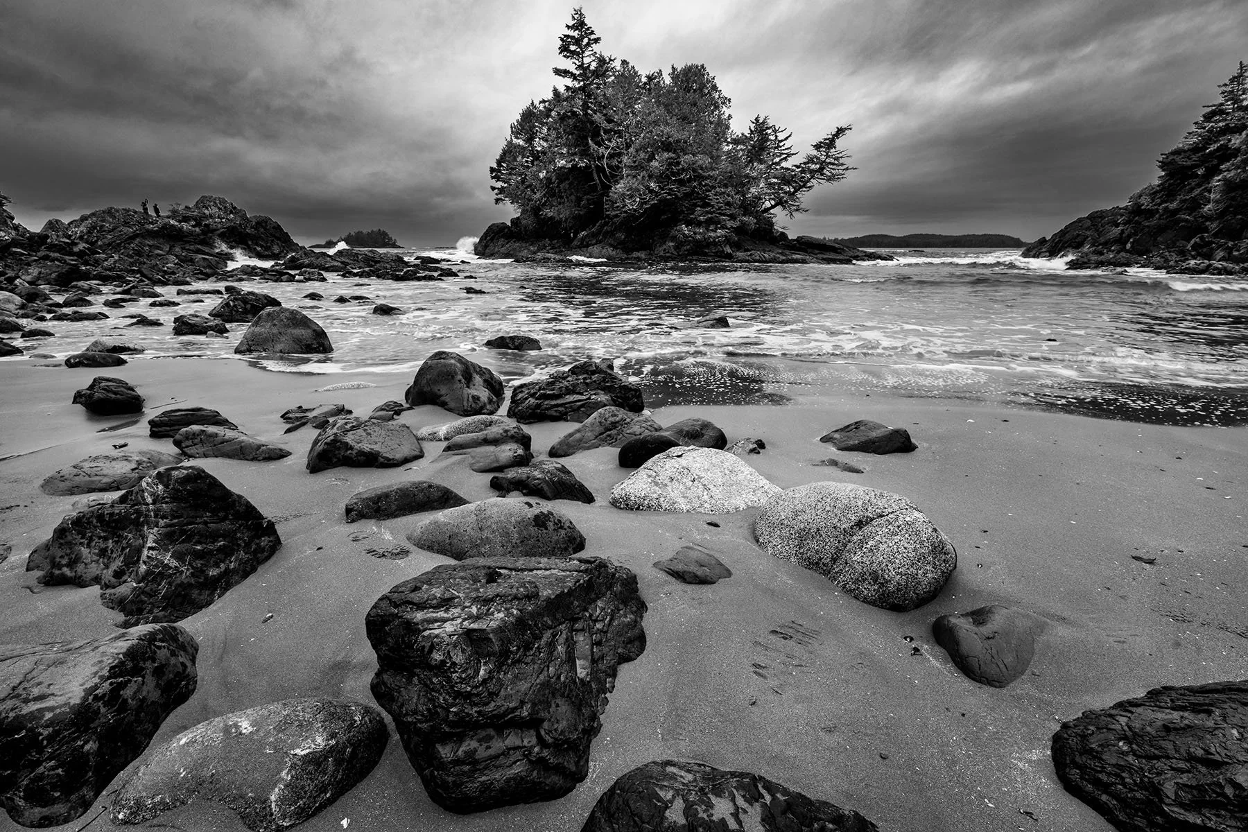 mckenzie beach turmoil.jpg