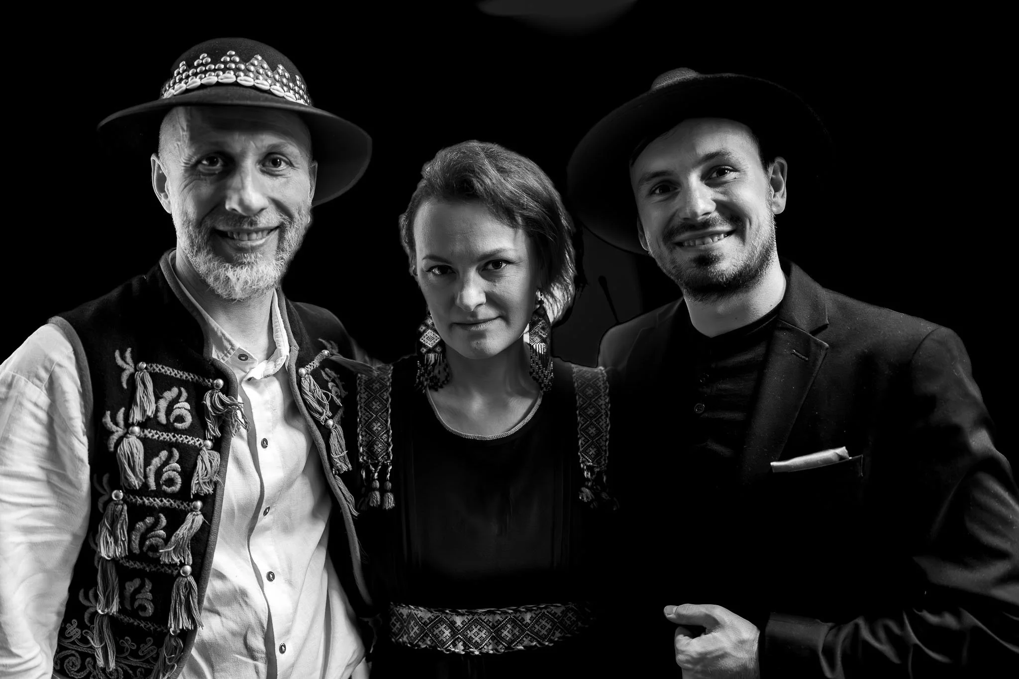 folk musicians-1.jpg