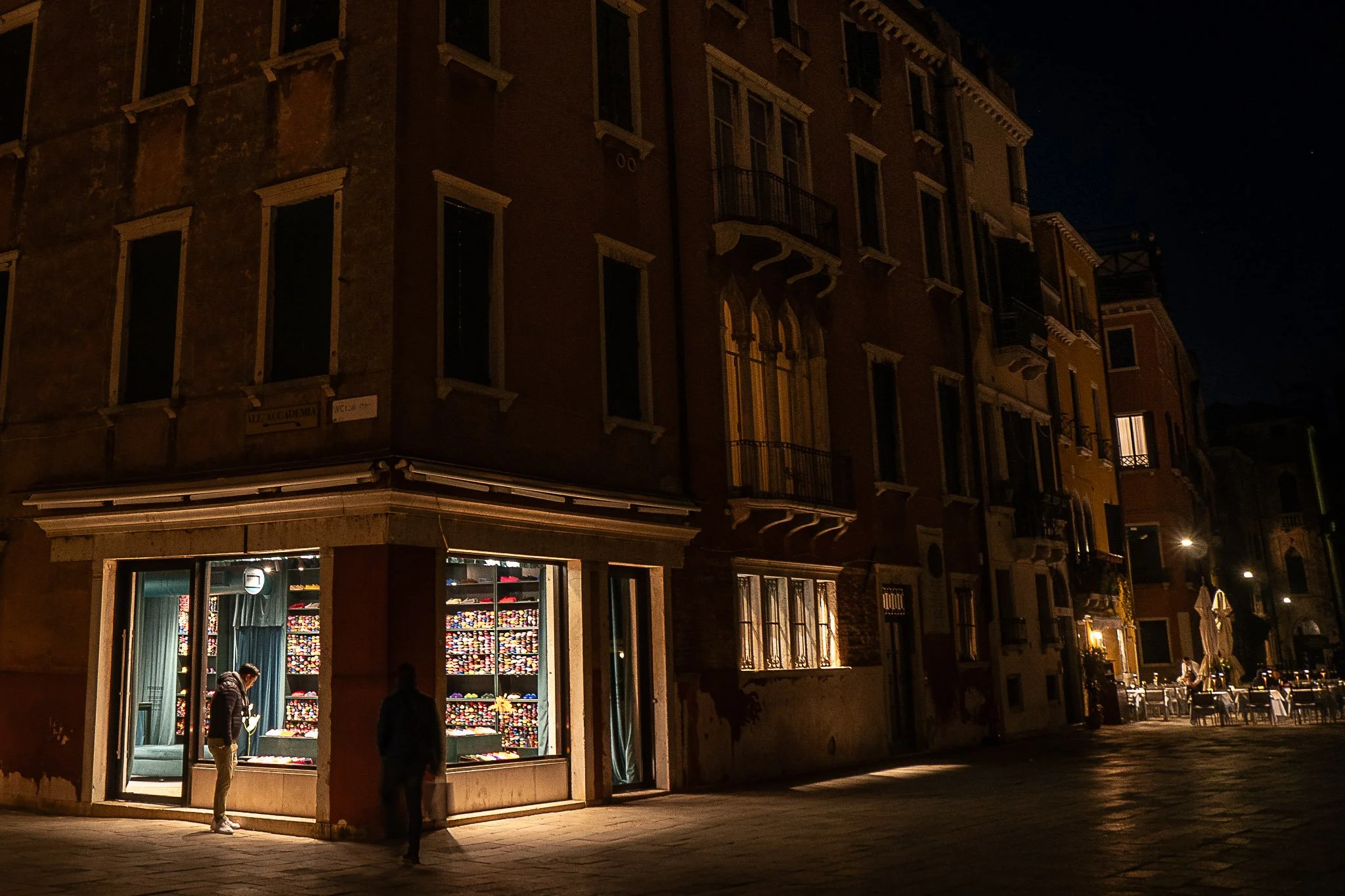 the slipper shop.jpg