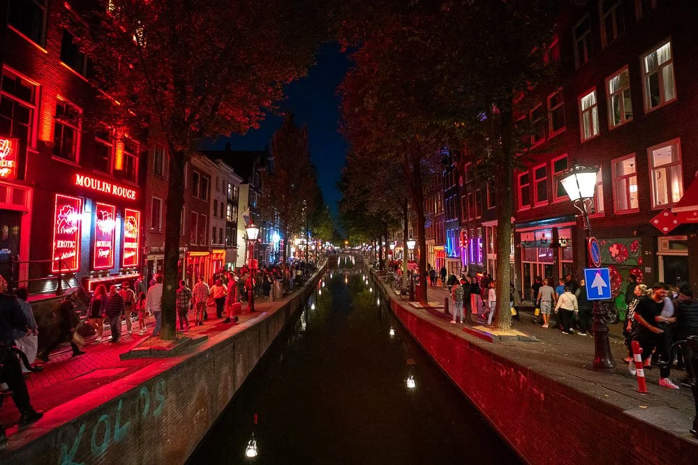 Amsterdam canal-25.jpg