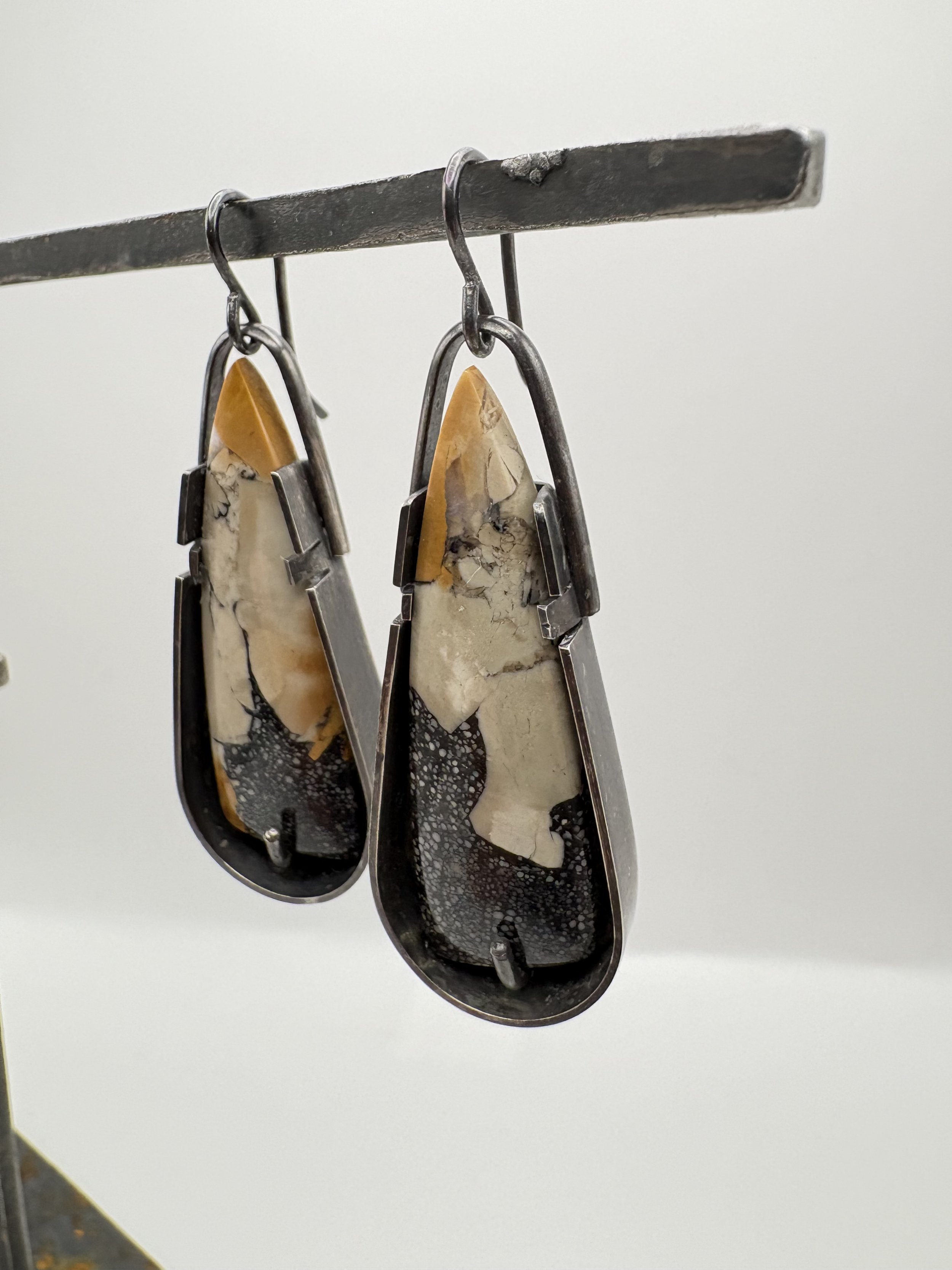 Bubble Magnesite Earrings