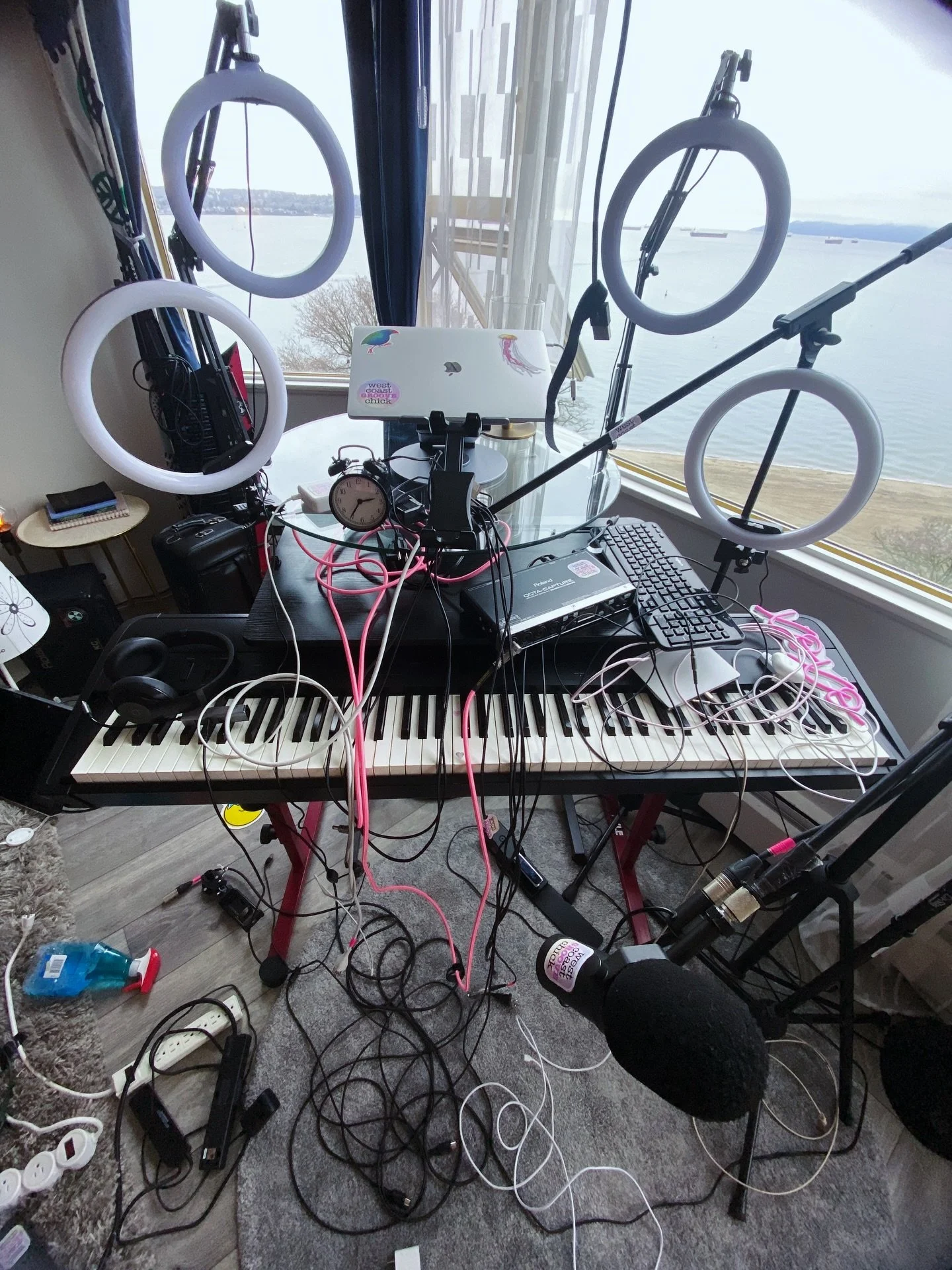 the overwhelming fear that I won&rsquo;t remember how to plug it all back in 😭