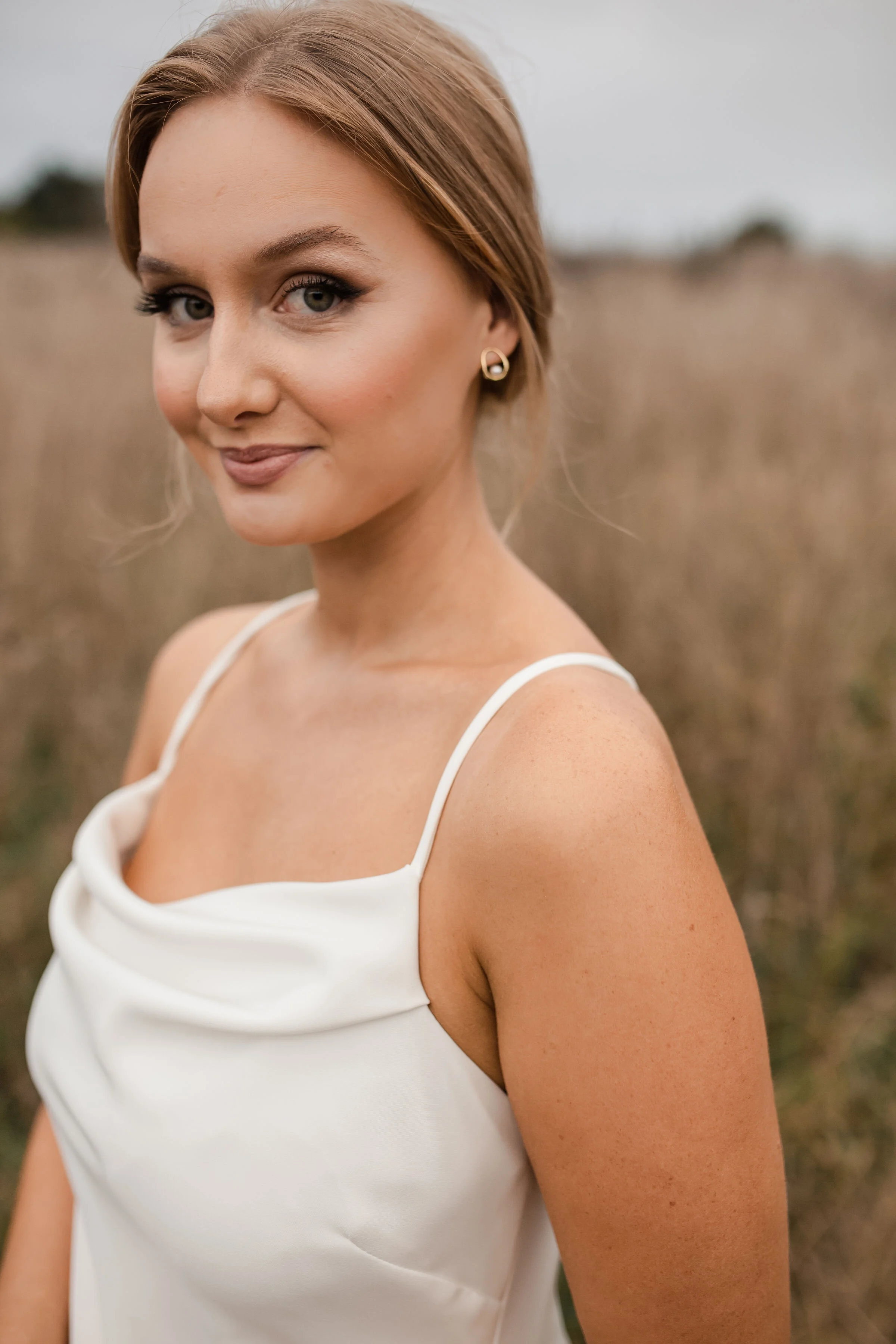 Wedding Dress Sample Sale Off The Rack Wedding Gown Sale — GOWN + ALTAR