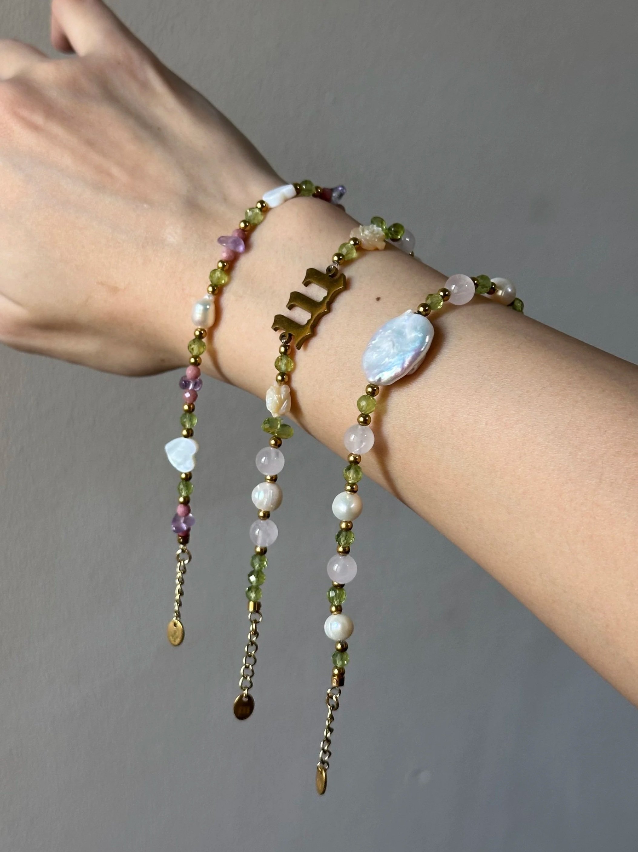 "the botanist" peridot + freshwater pearl + 18k gold-plated bracelets