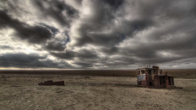 Newsnight - Waiting for the sea