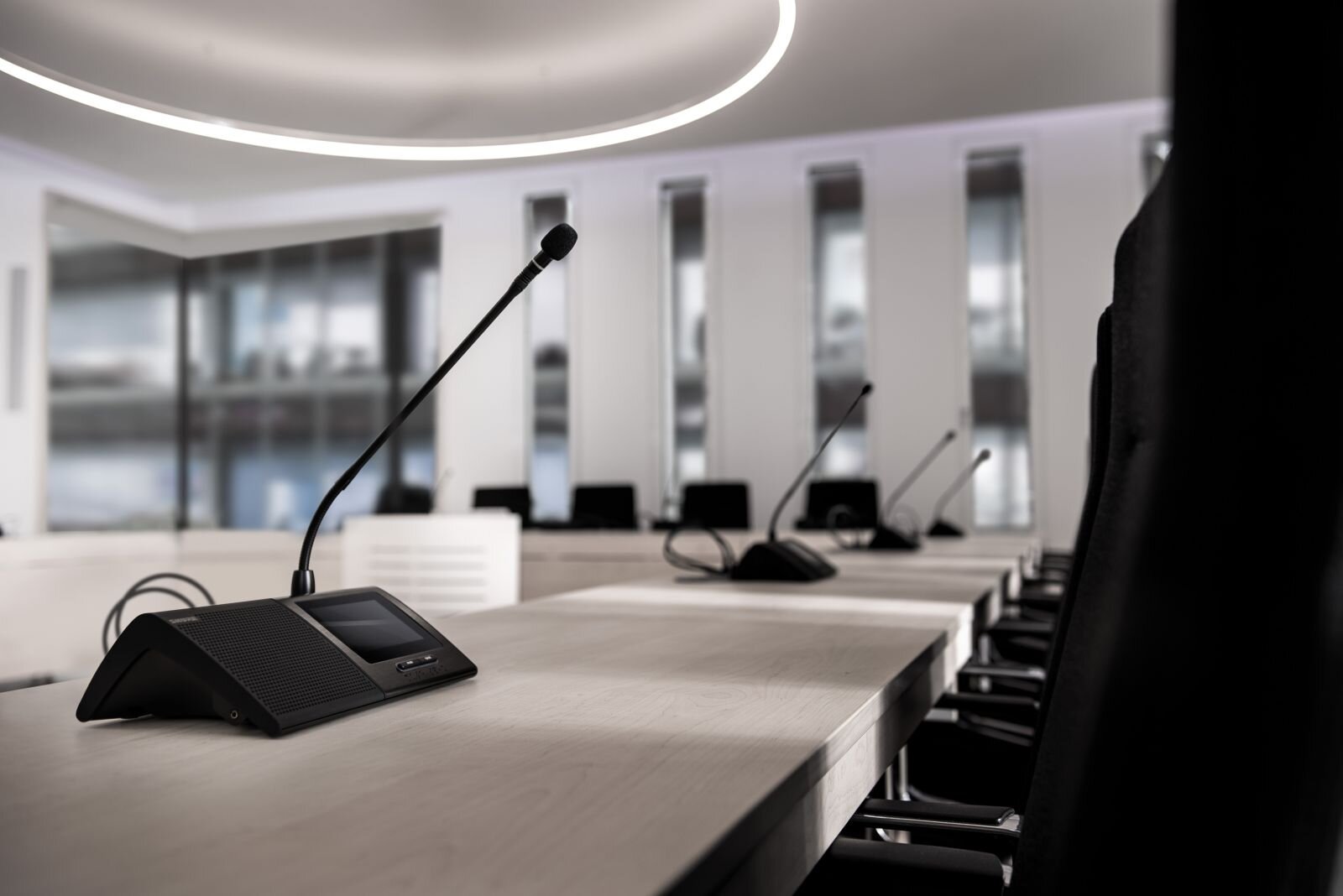 the-challenges-of-av-in-council-spaces-1.jpg