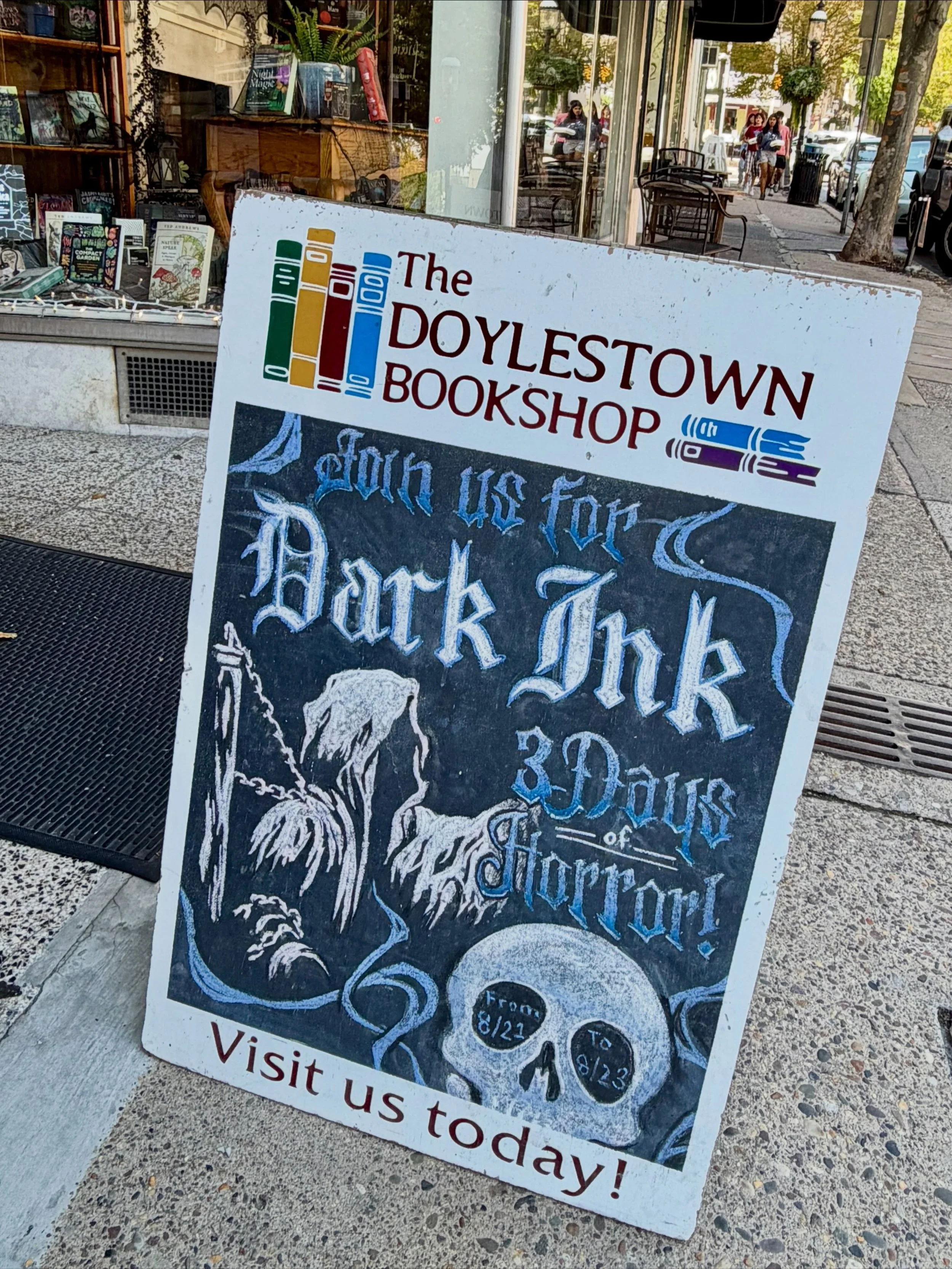 Thank you @doylestownbookshop and everyone who came to Dark Ink 2026! Till next year!