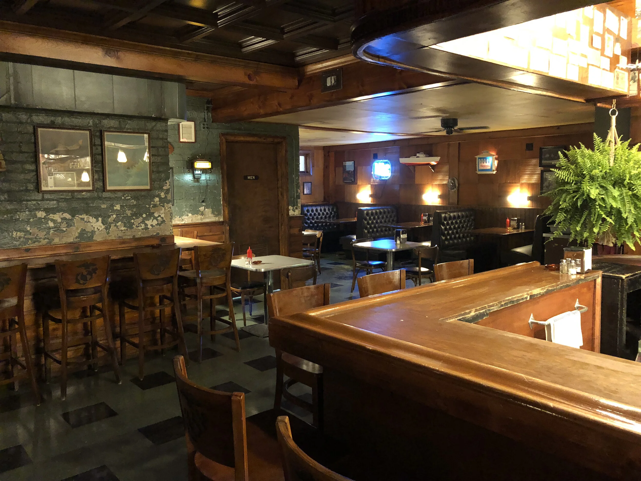 Command Post Bar