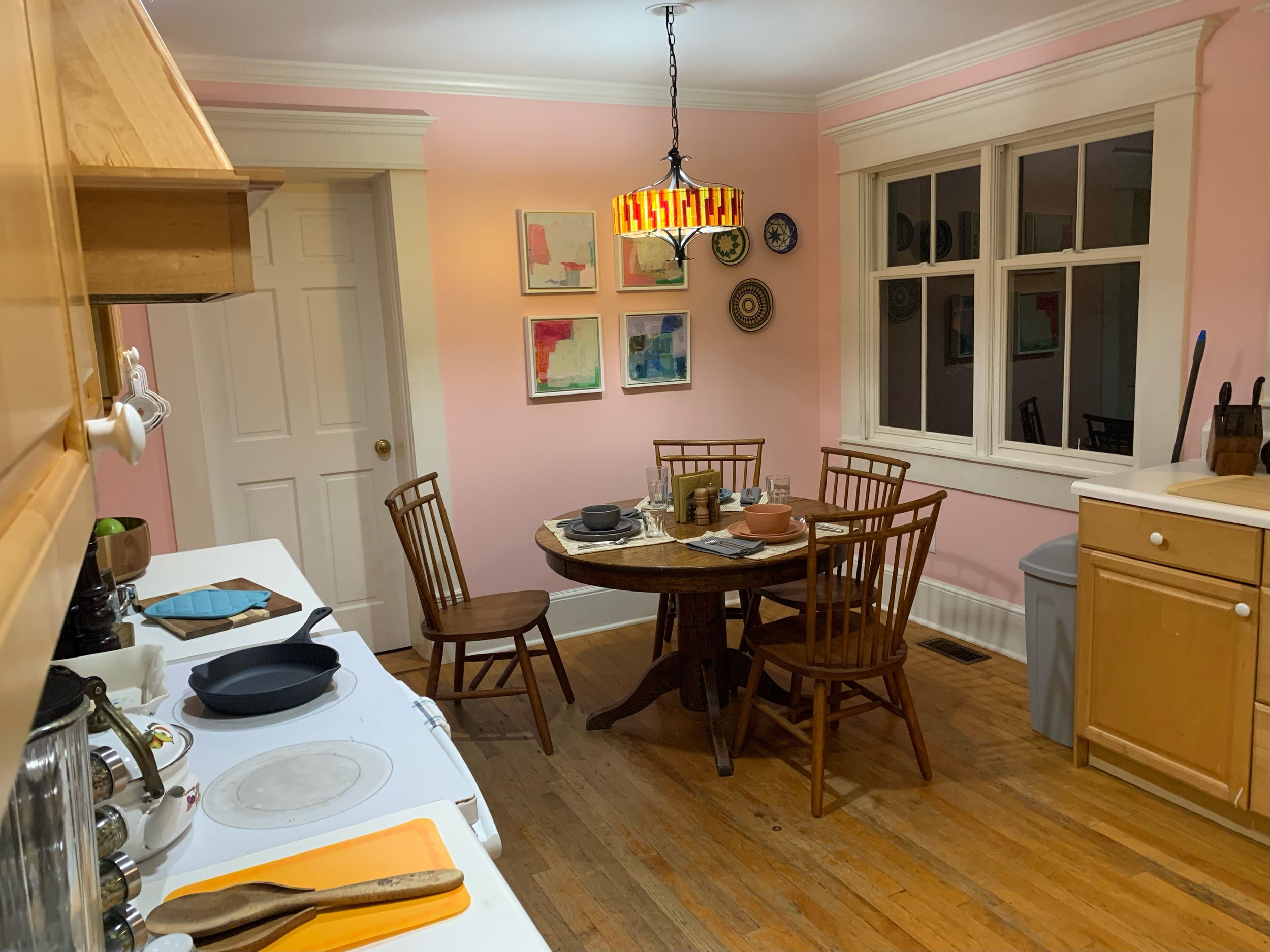 Int. Kranz Kitchen Table