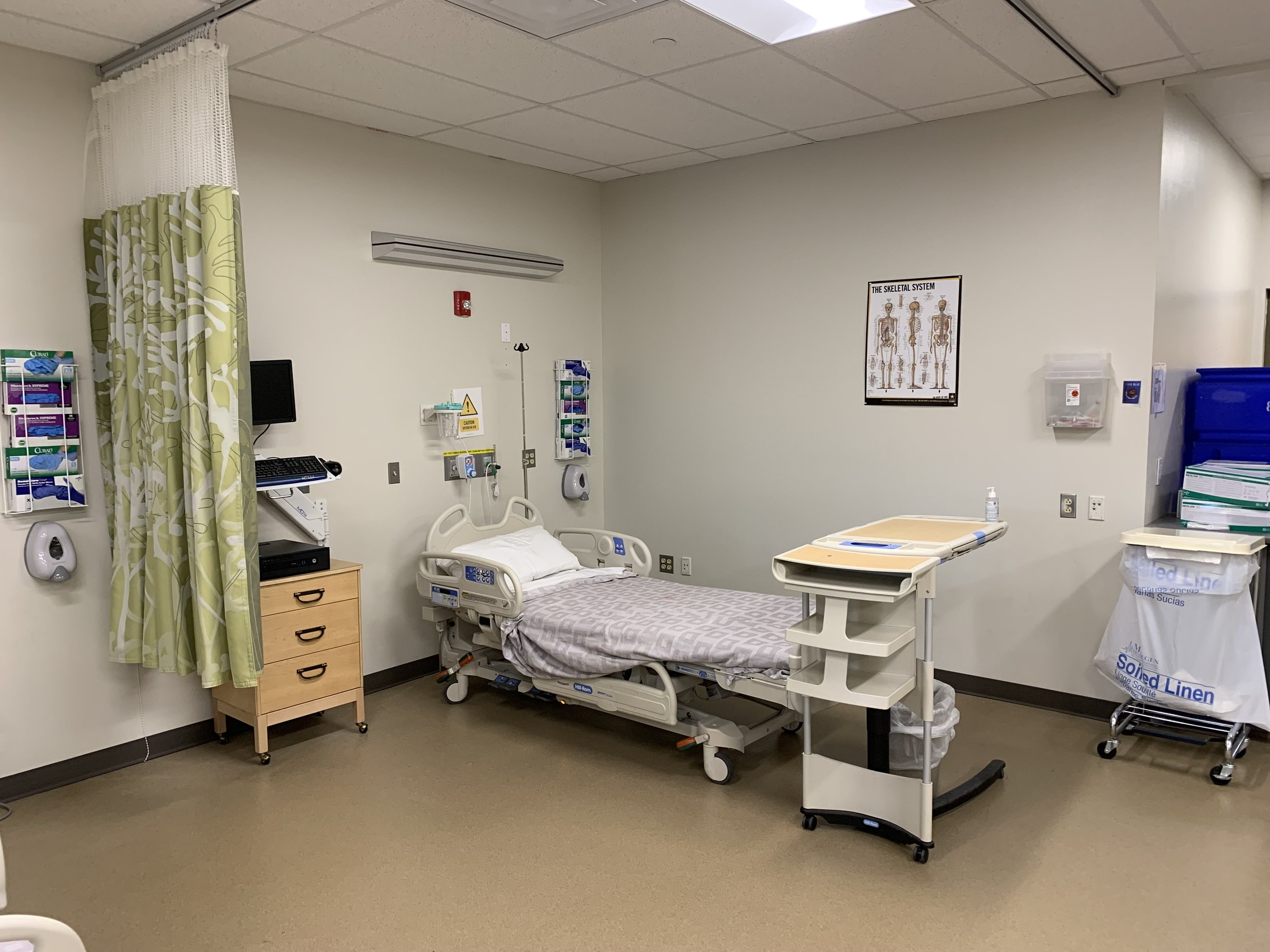 Int. Hospital Room