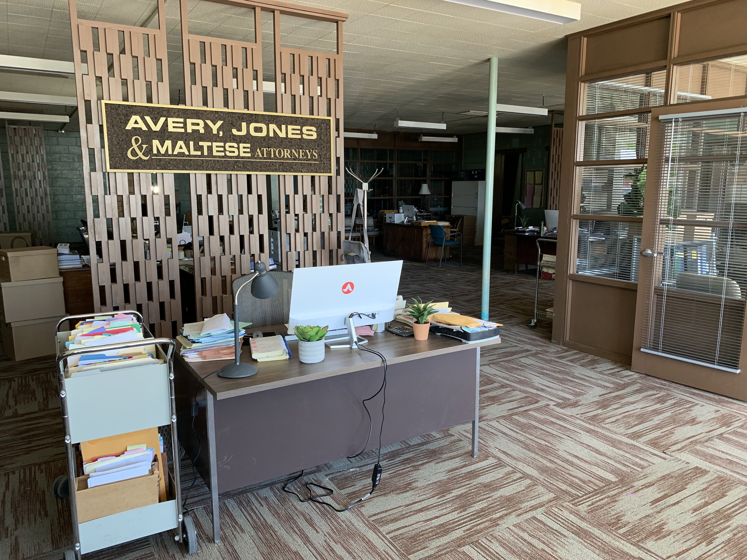 Int. Avery, Jones, & Maltese Law Office